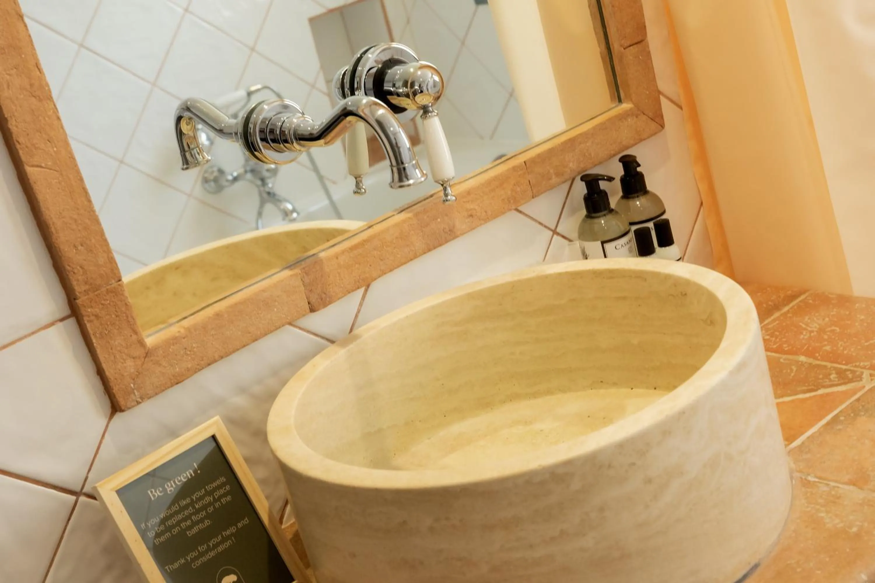 Bathroom in Casa Santini x Roc Seven