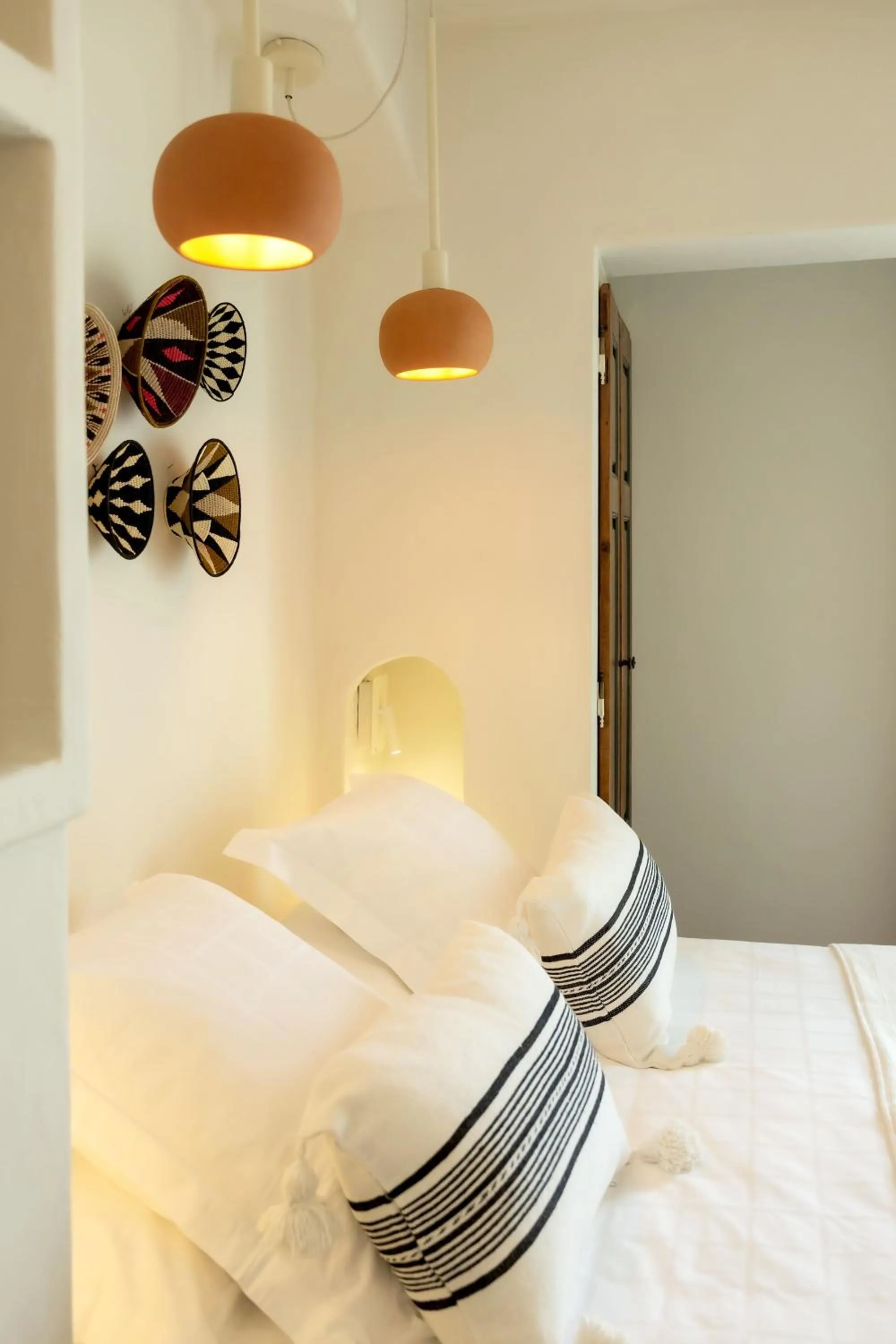 Bed in Casa Santini x Roc Seven