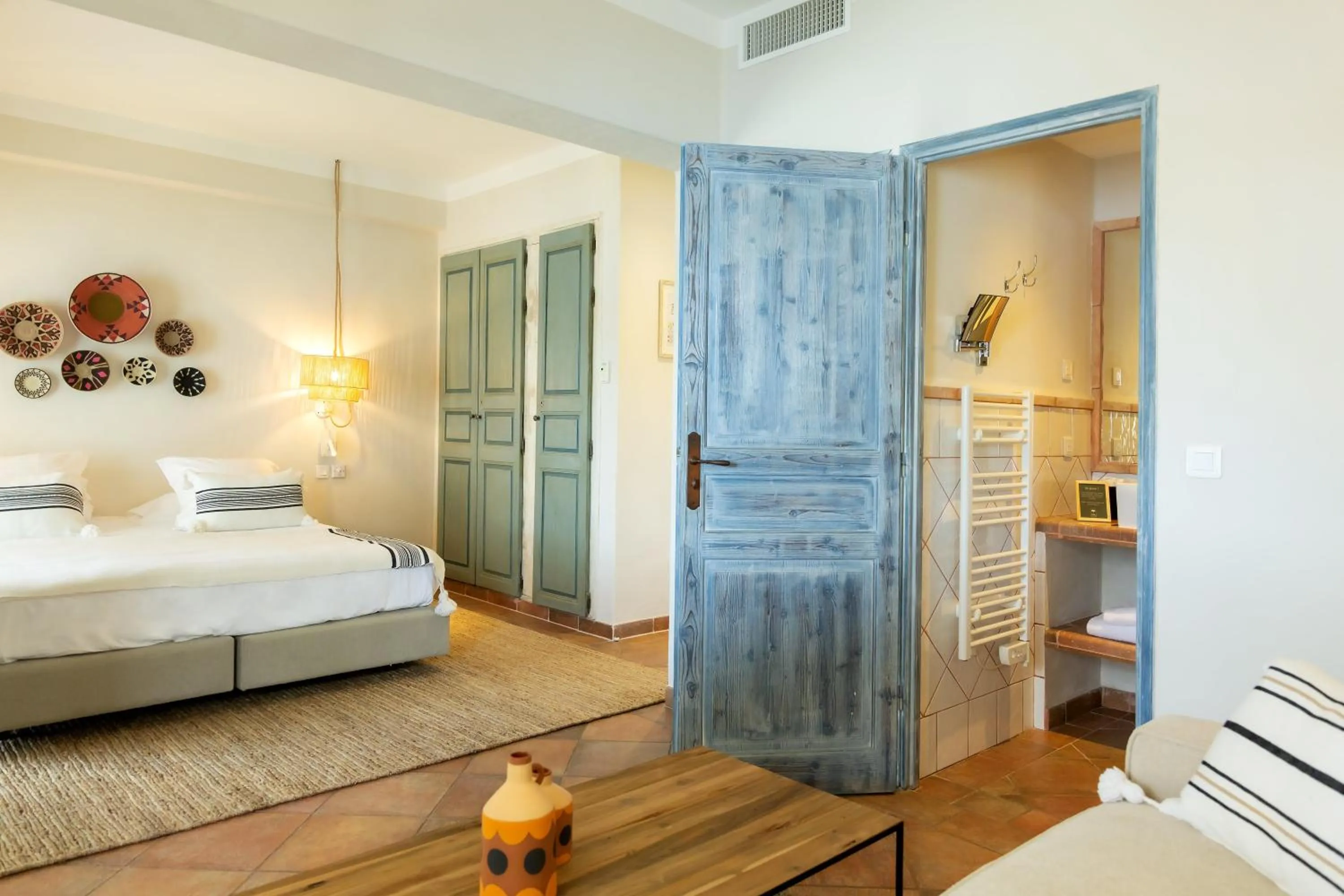 Photo of the whole room, Bed in Casa Santini x Roc Seven