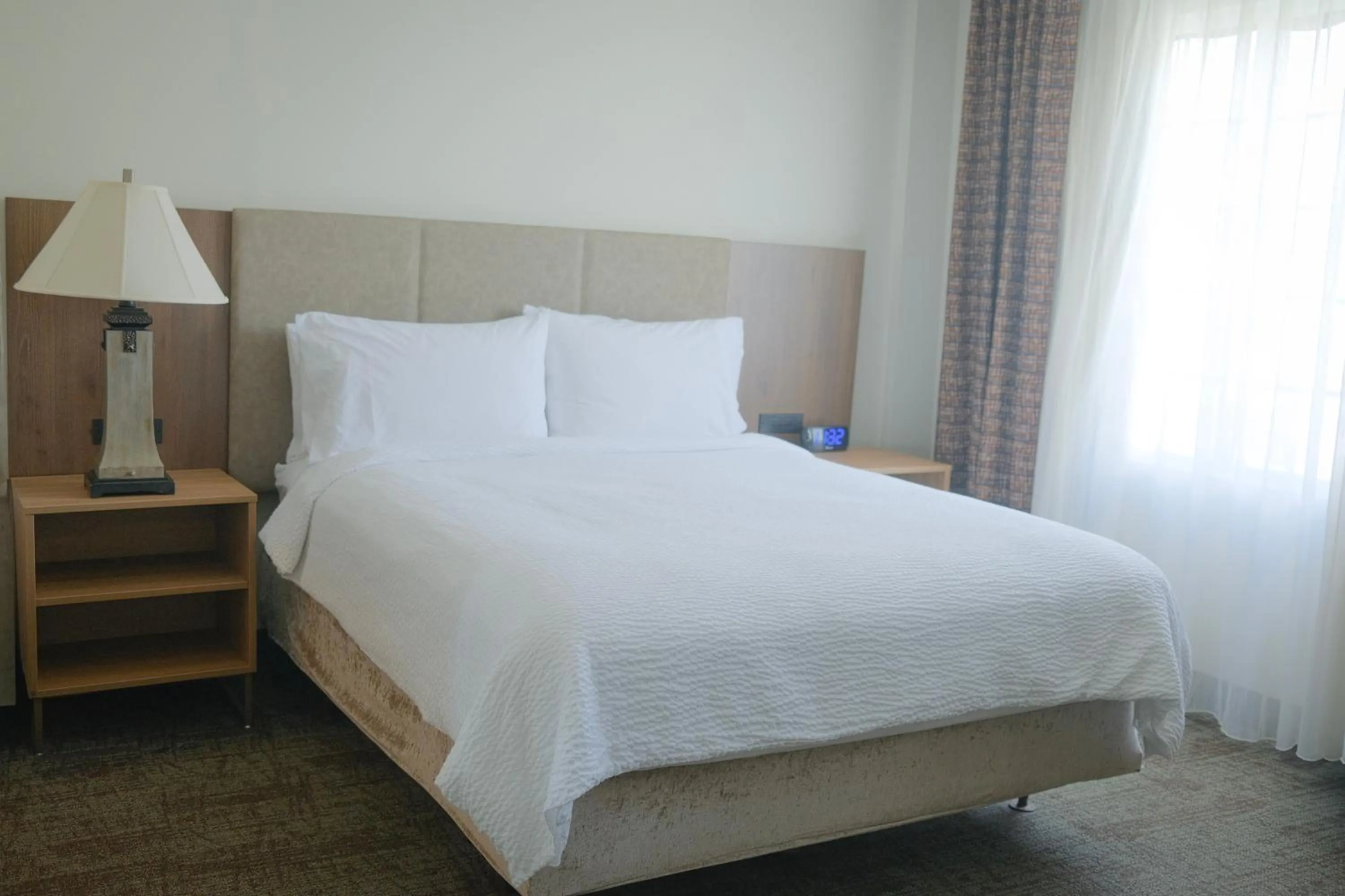 Bed in Staybridge Suites Austin Airport by IHG