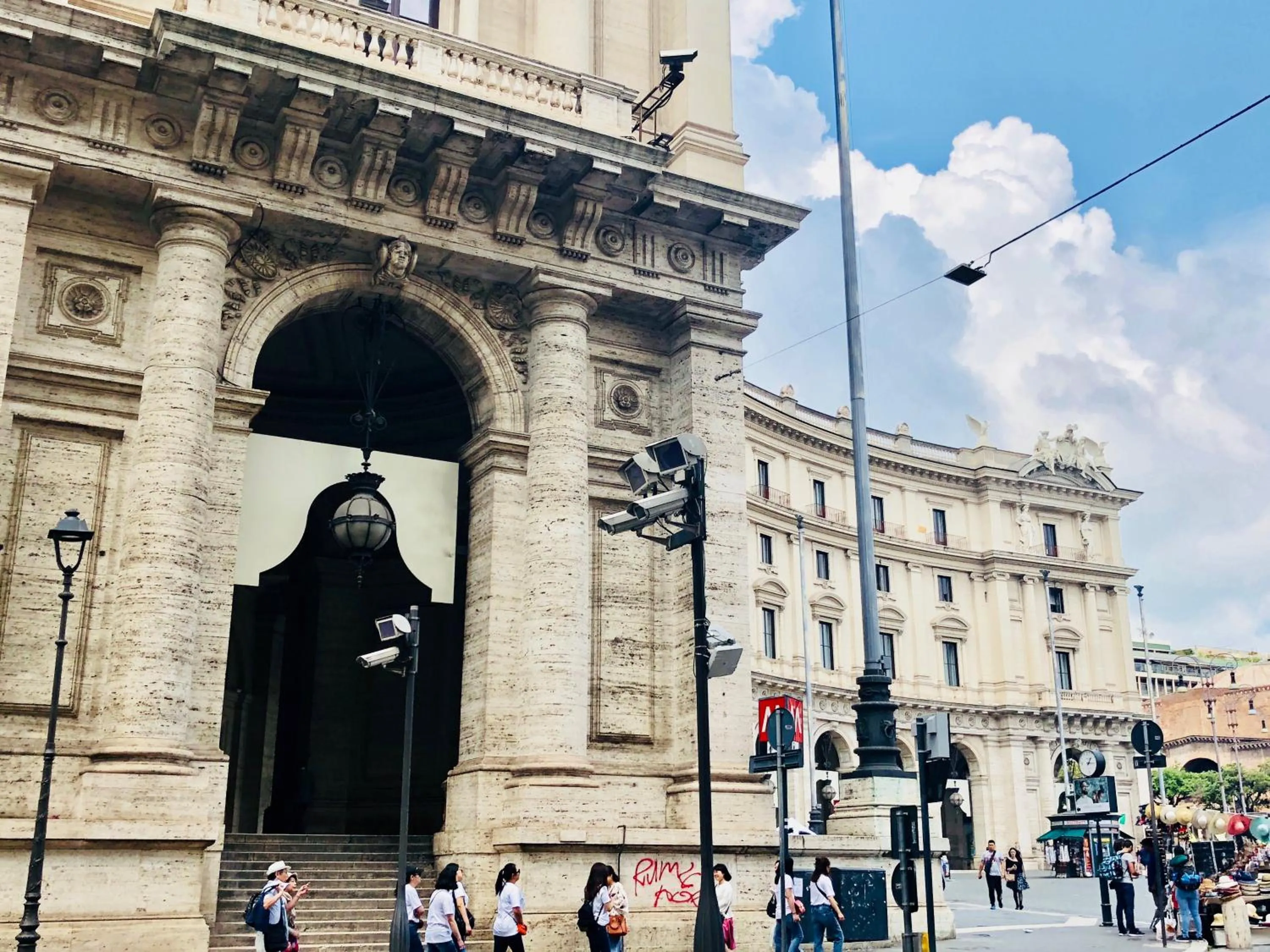 Nearby landmark in Hotel Paris