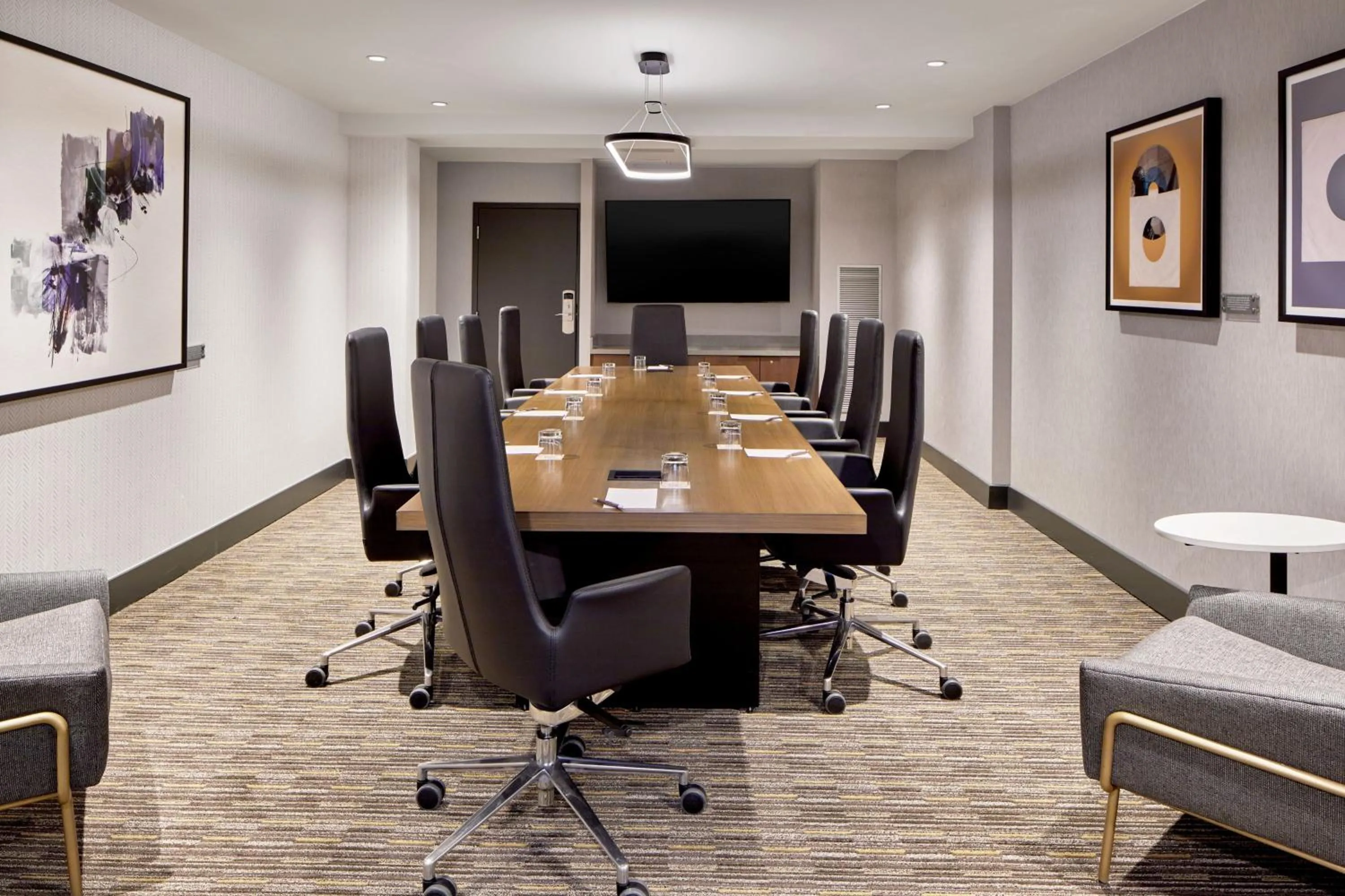 Meeting/conference room in Sheraton Detroit Metro Airport