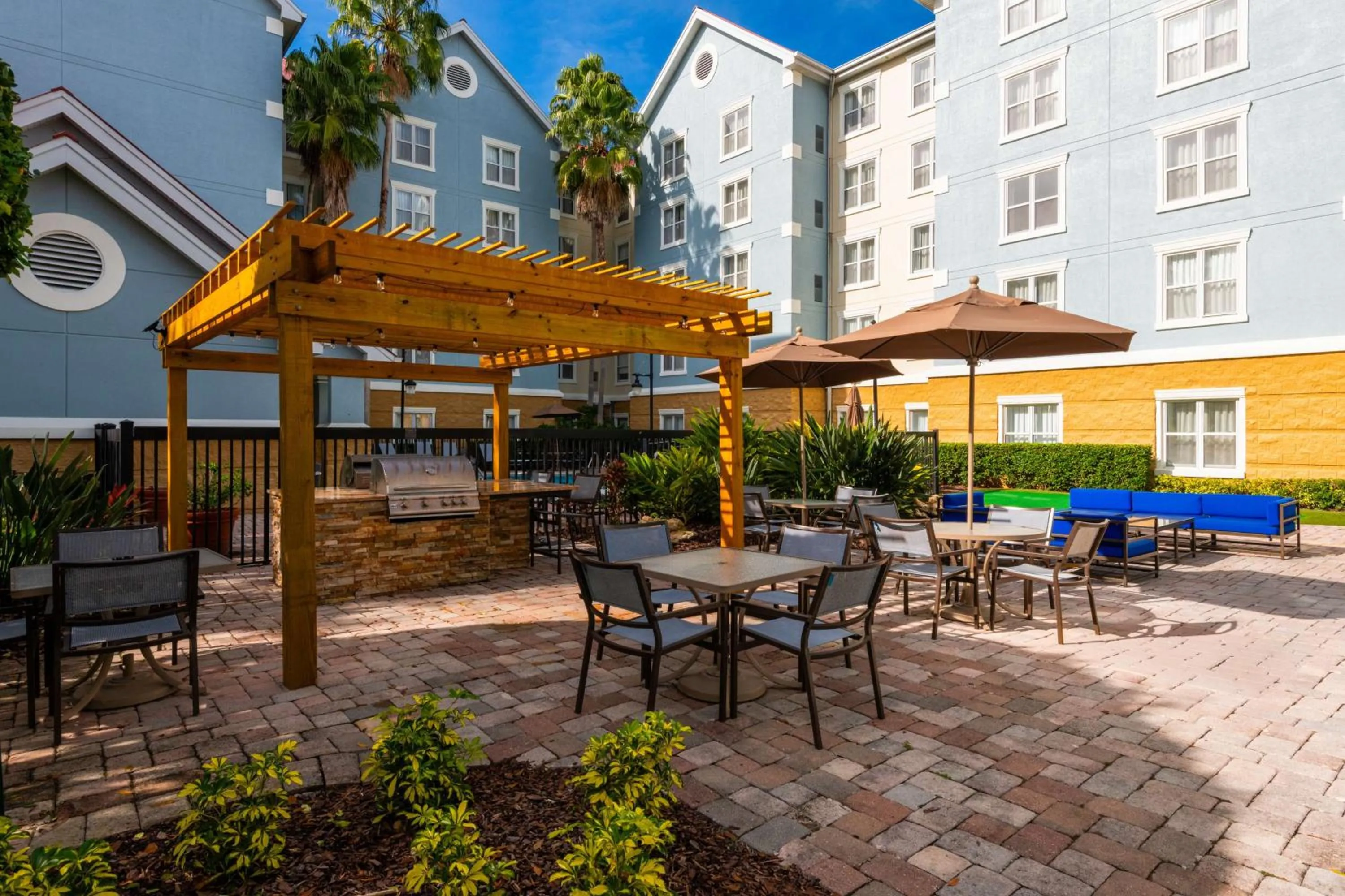 Patio in Homewood Suites by Hilton Lake Mary Orlando North