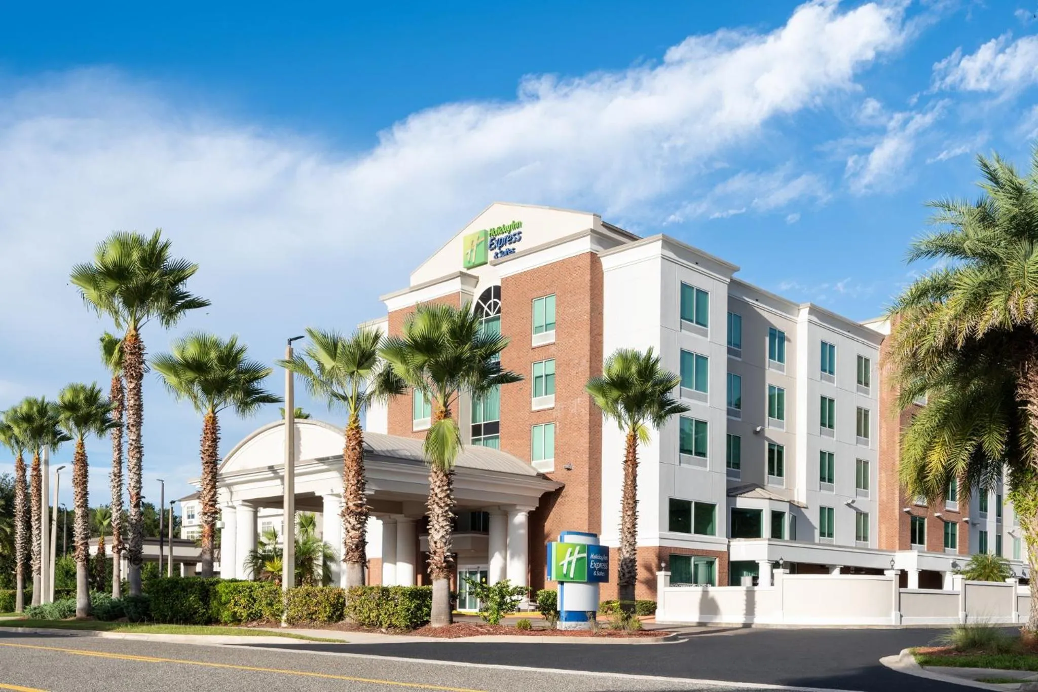 Property building in Holiday Inn Express Hotel & Suites Chaffee - Jacksonville West by IHG
