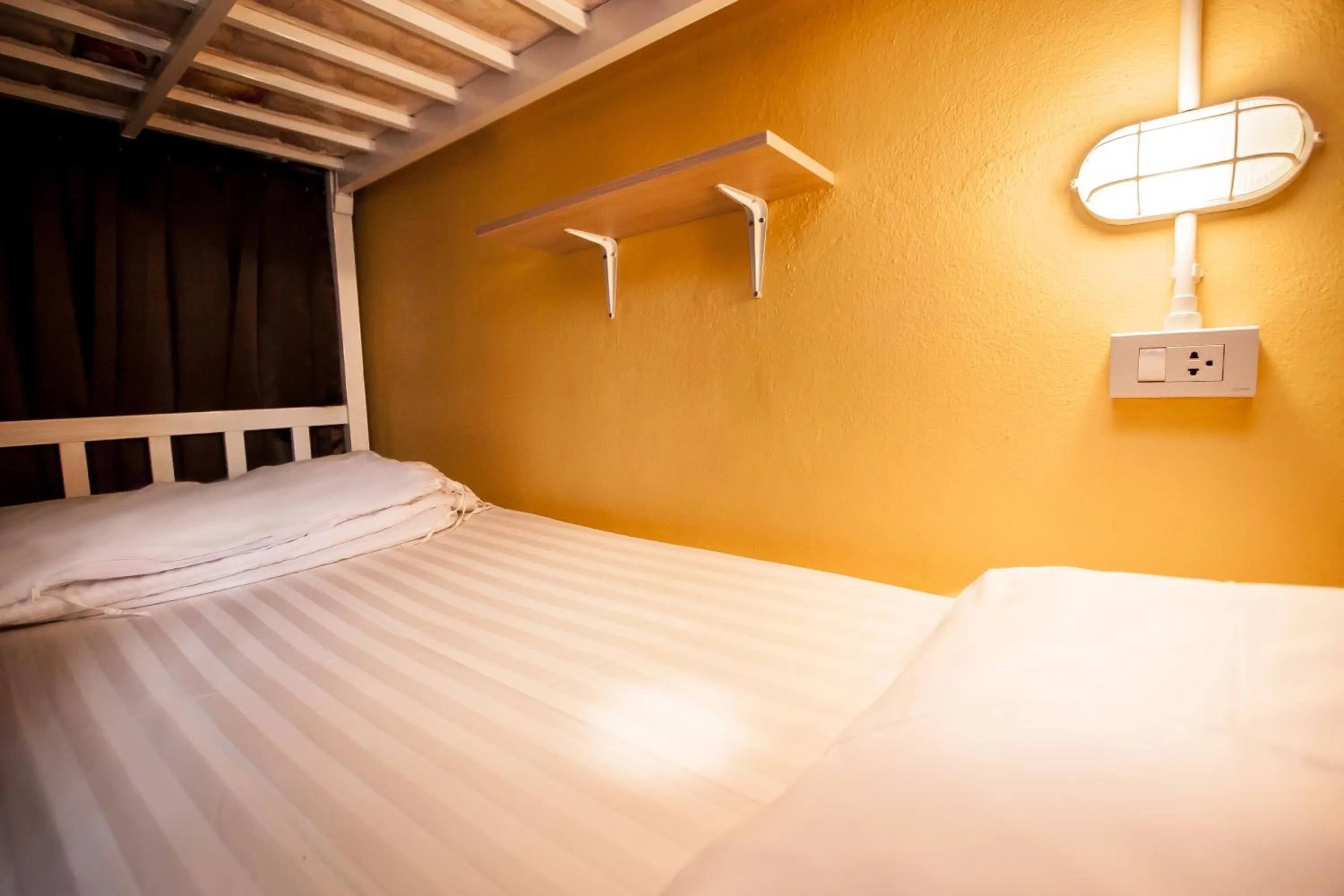 Bed in Thai Thai Hostel