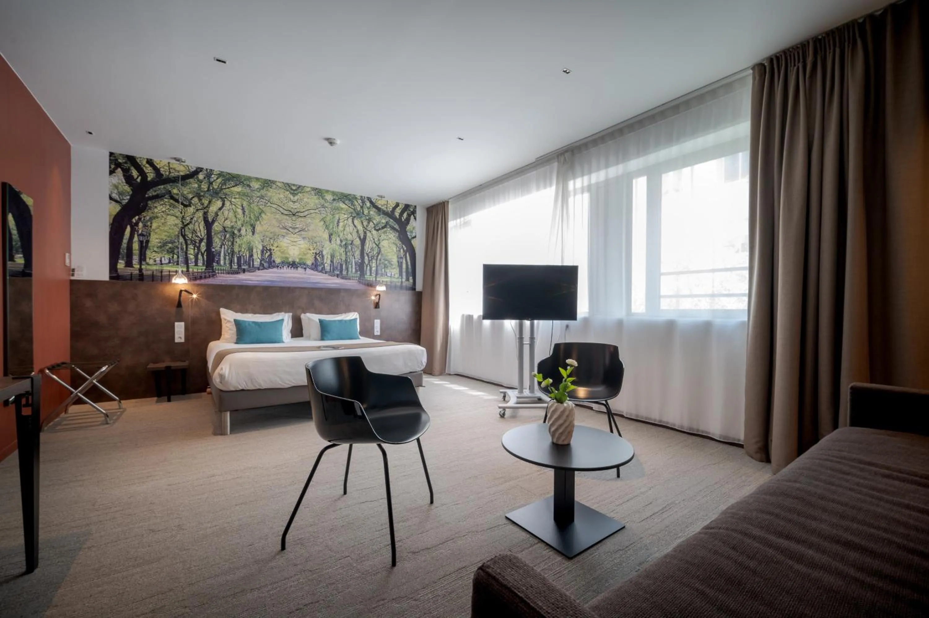 Photo of the whole room, Bed in Best Western Plus Central Park Hotel