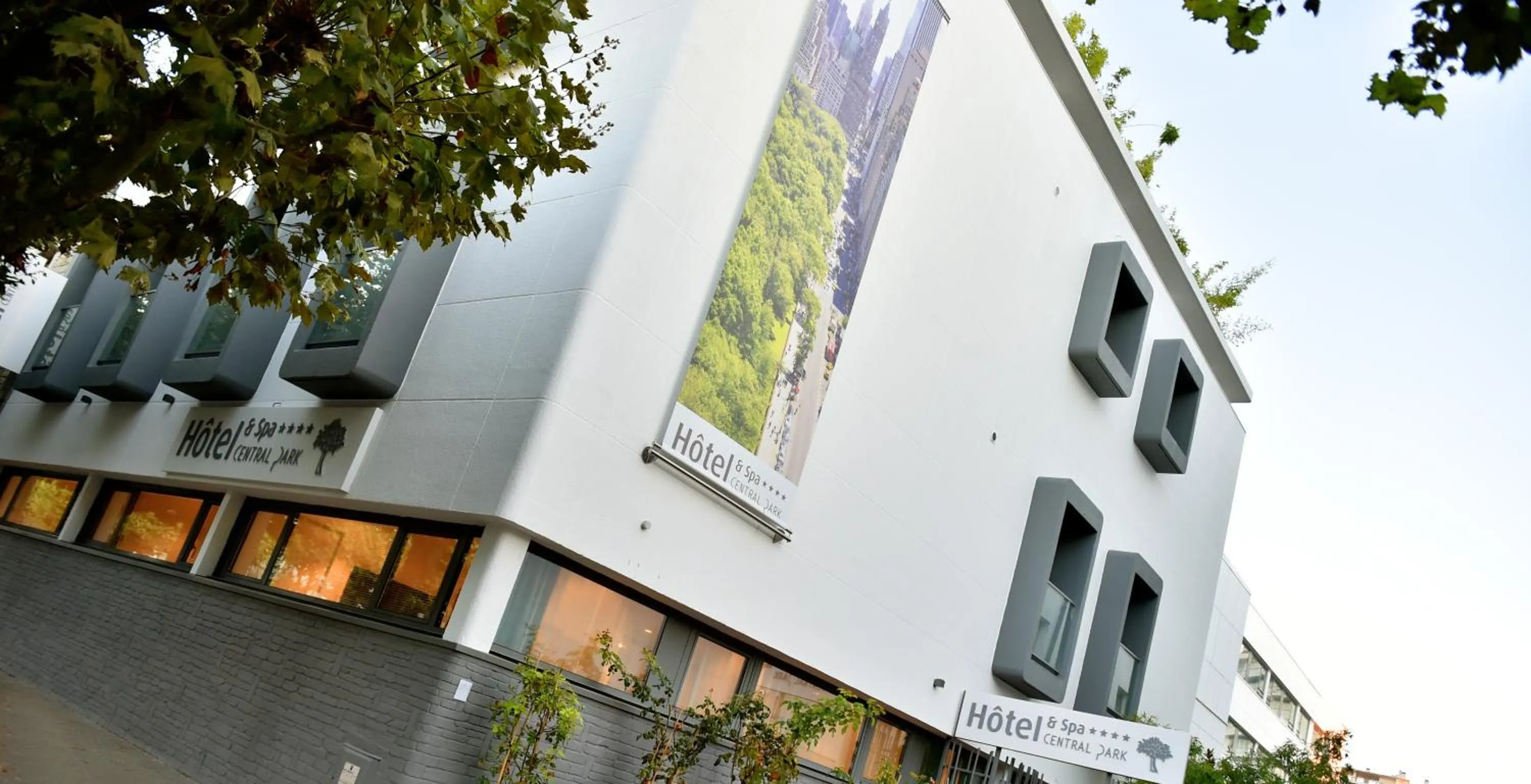 Facade/entrance in Best Western Plus Central Park Hotel