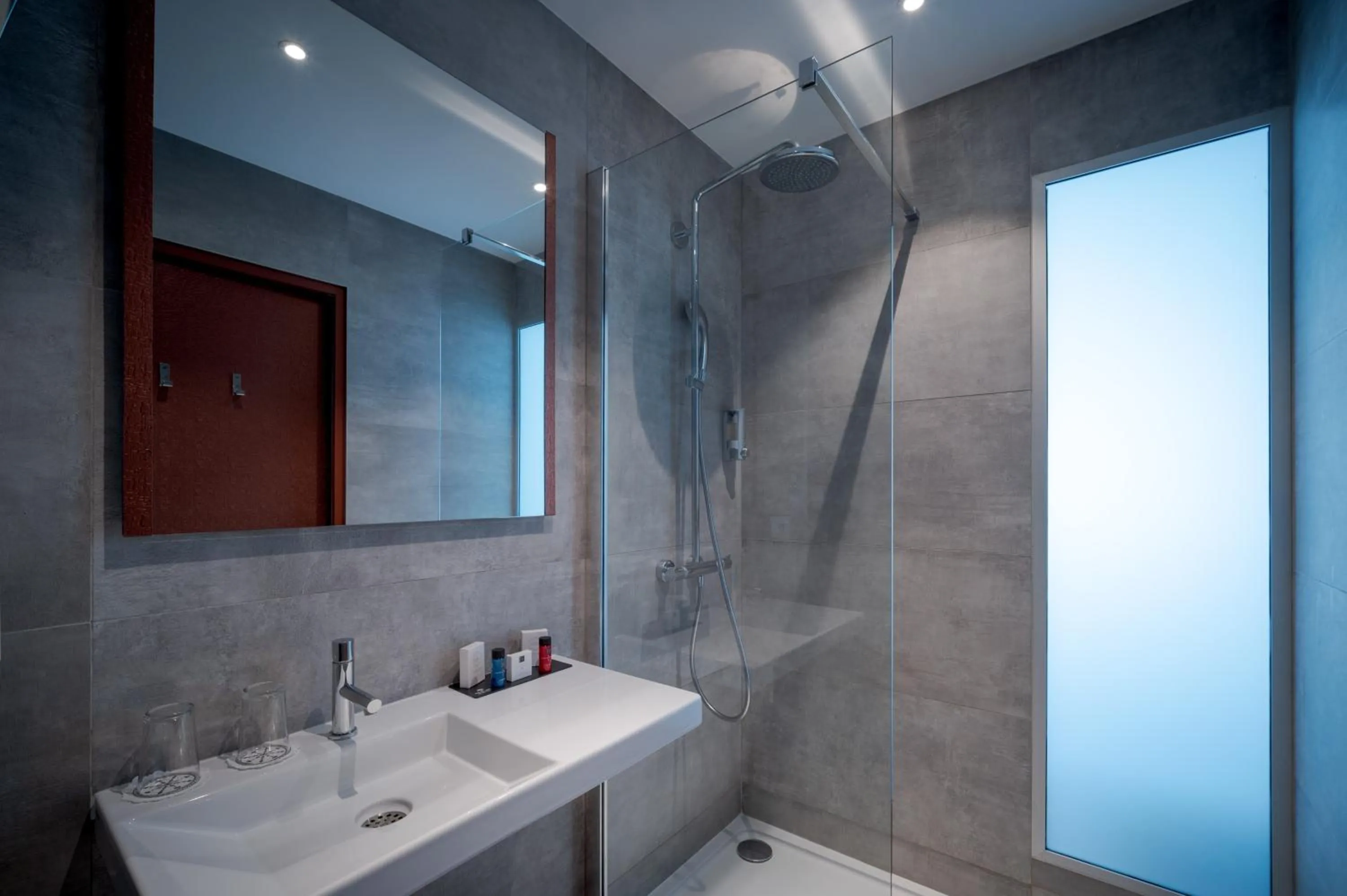 Bathroom in Best Western Plus Central Park Hotel