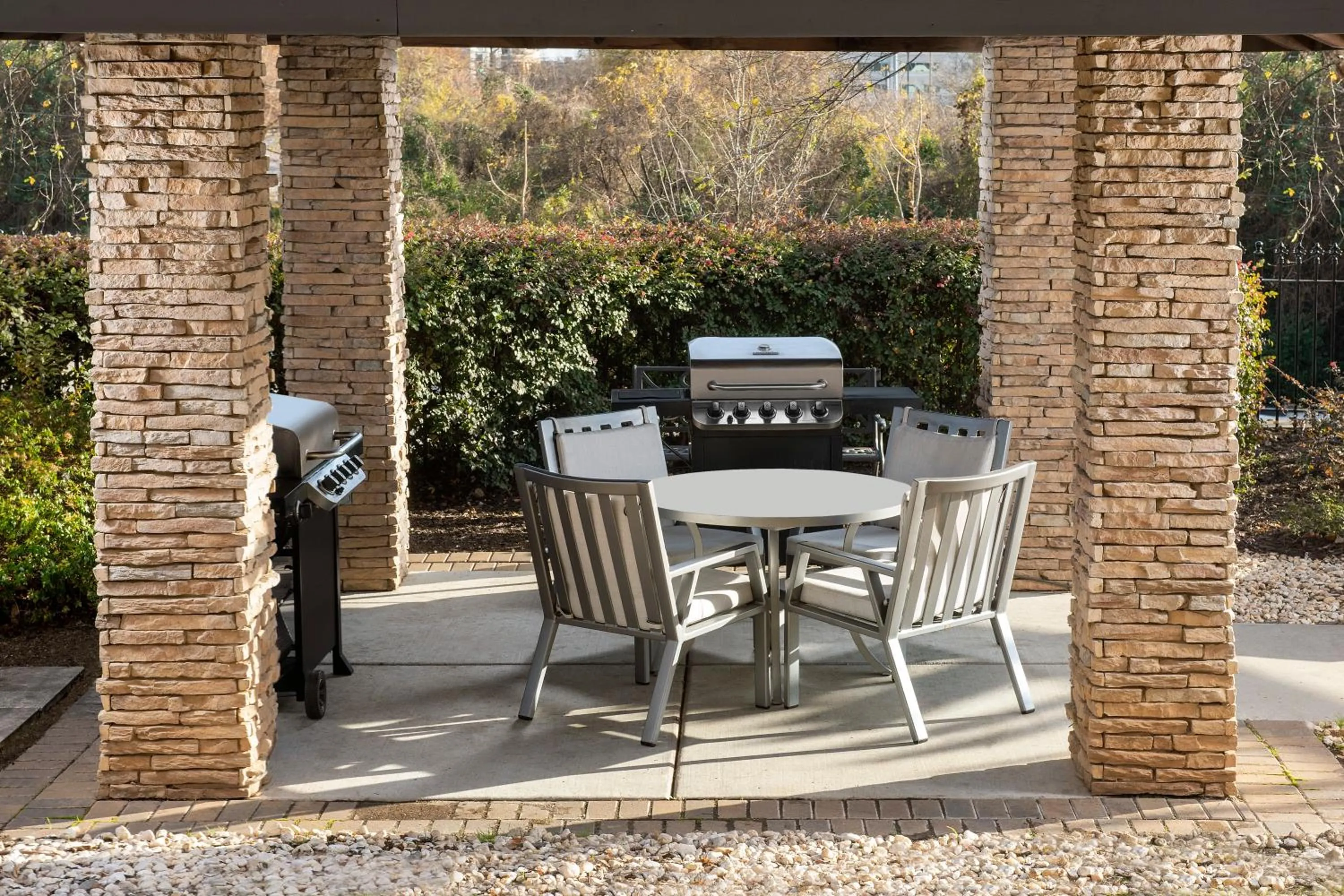 BBQ facilities in Staybridge Suites North Charleston by IHG