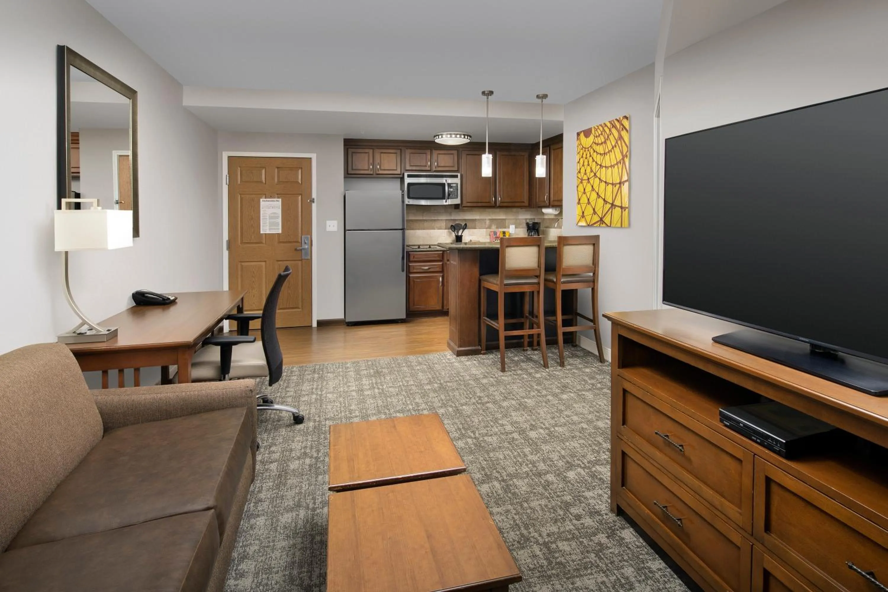 TV and multimedia in Staybridge Suites North Charleston by IHG