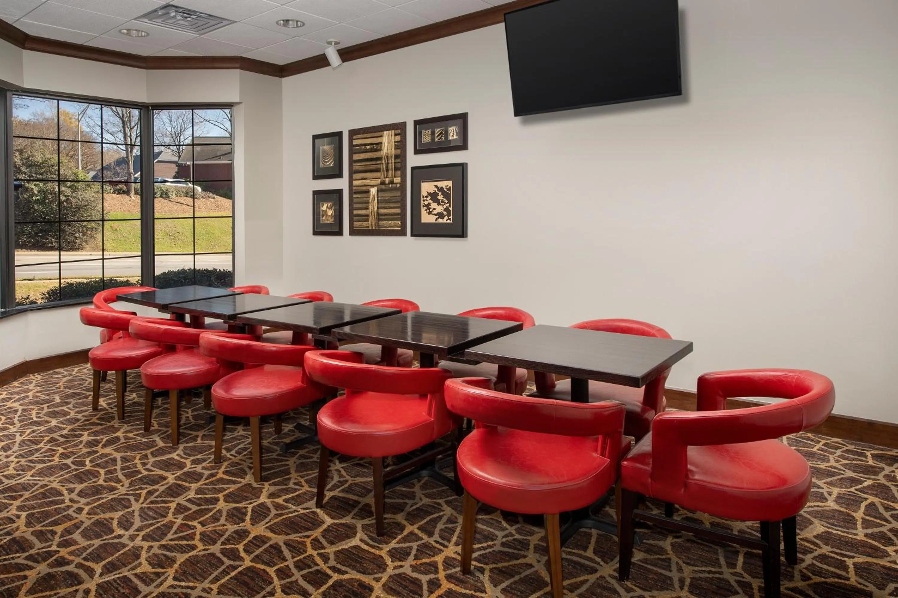 Meeting/conference room in Staybridge Suites North Charleston by IHG