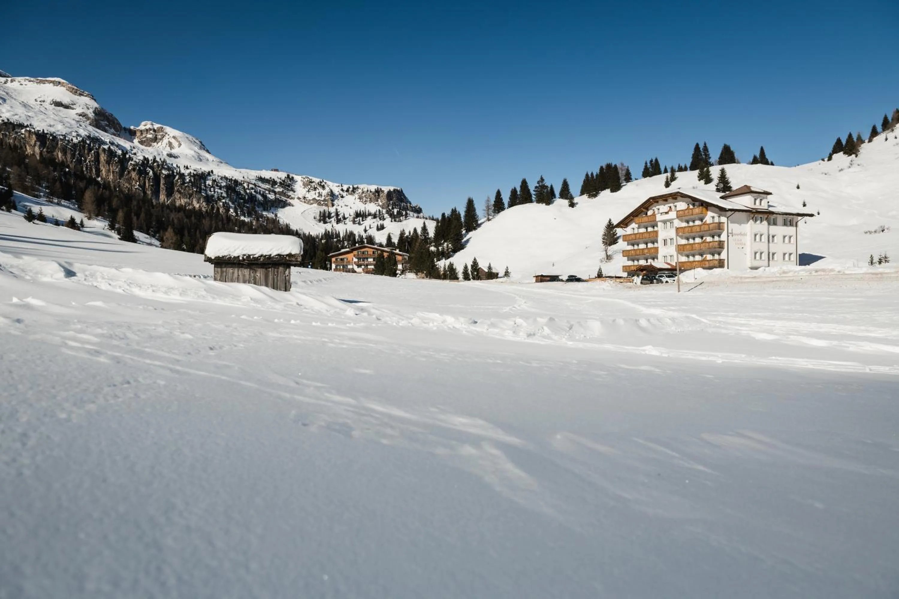 Property building in Apparthotel Sellaronda