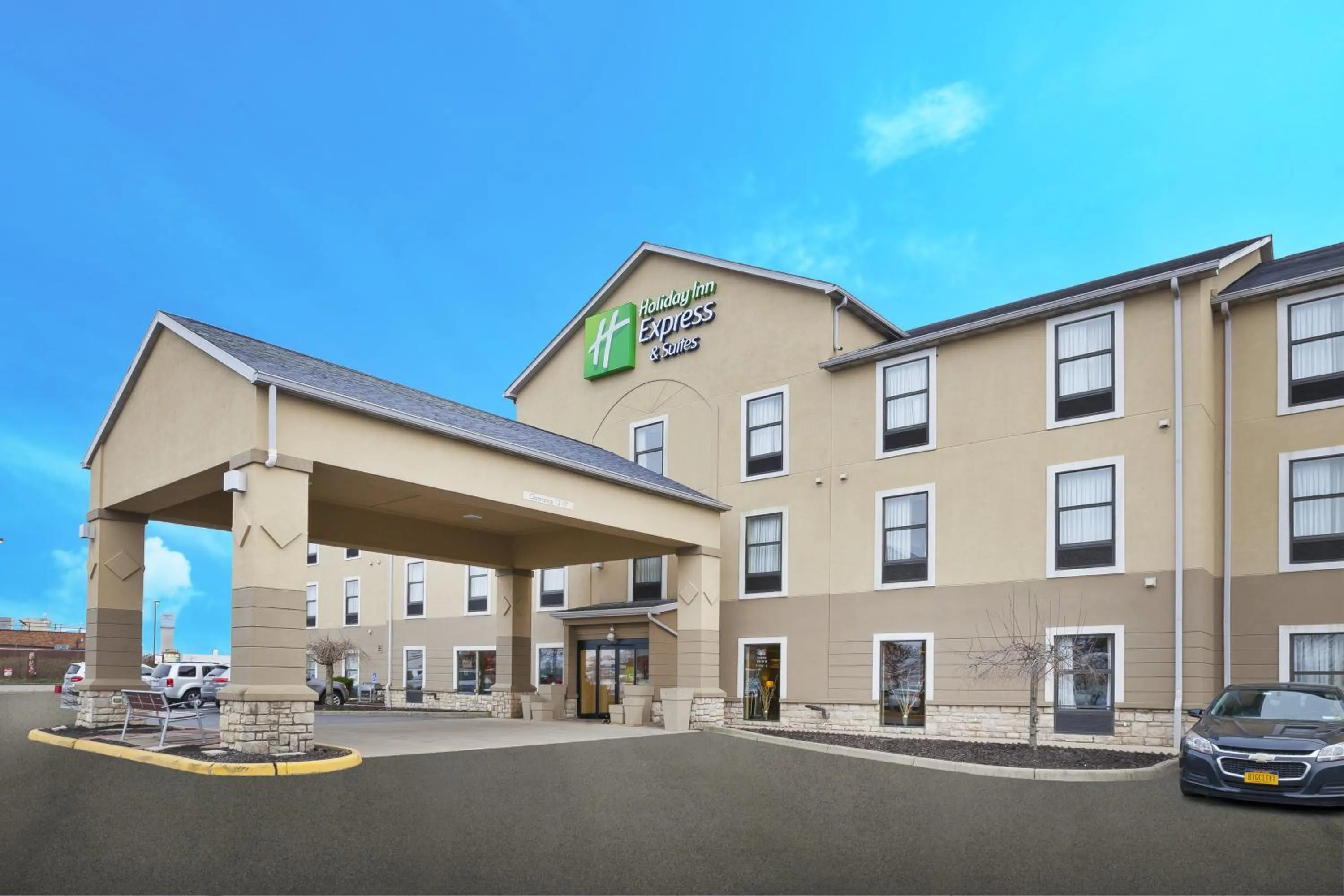 Property building in Holiday Inn Express Hotel & Suites Circleville by IHG