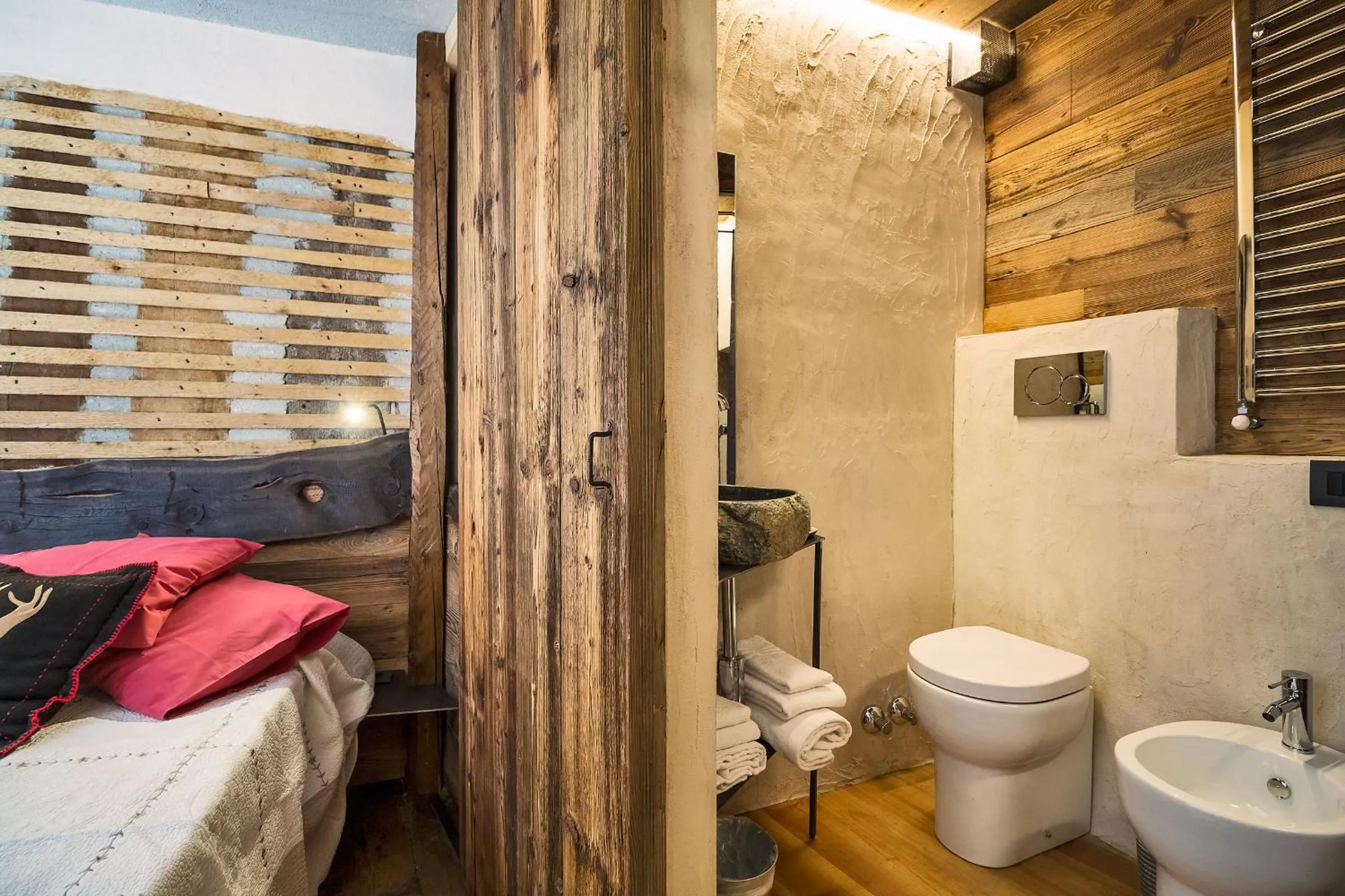 Toilet, Bed in Maison La Saxe