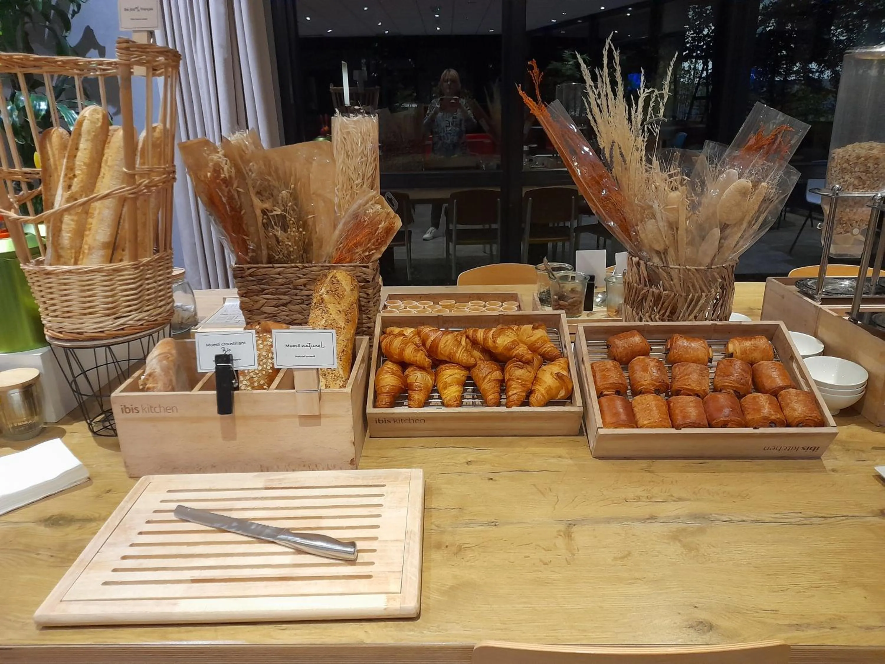 Buffet breakfast in ibis Nancy-Brabois