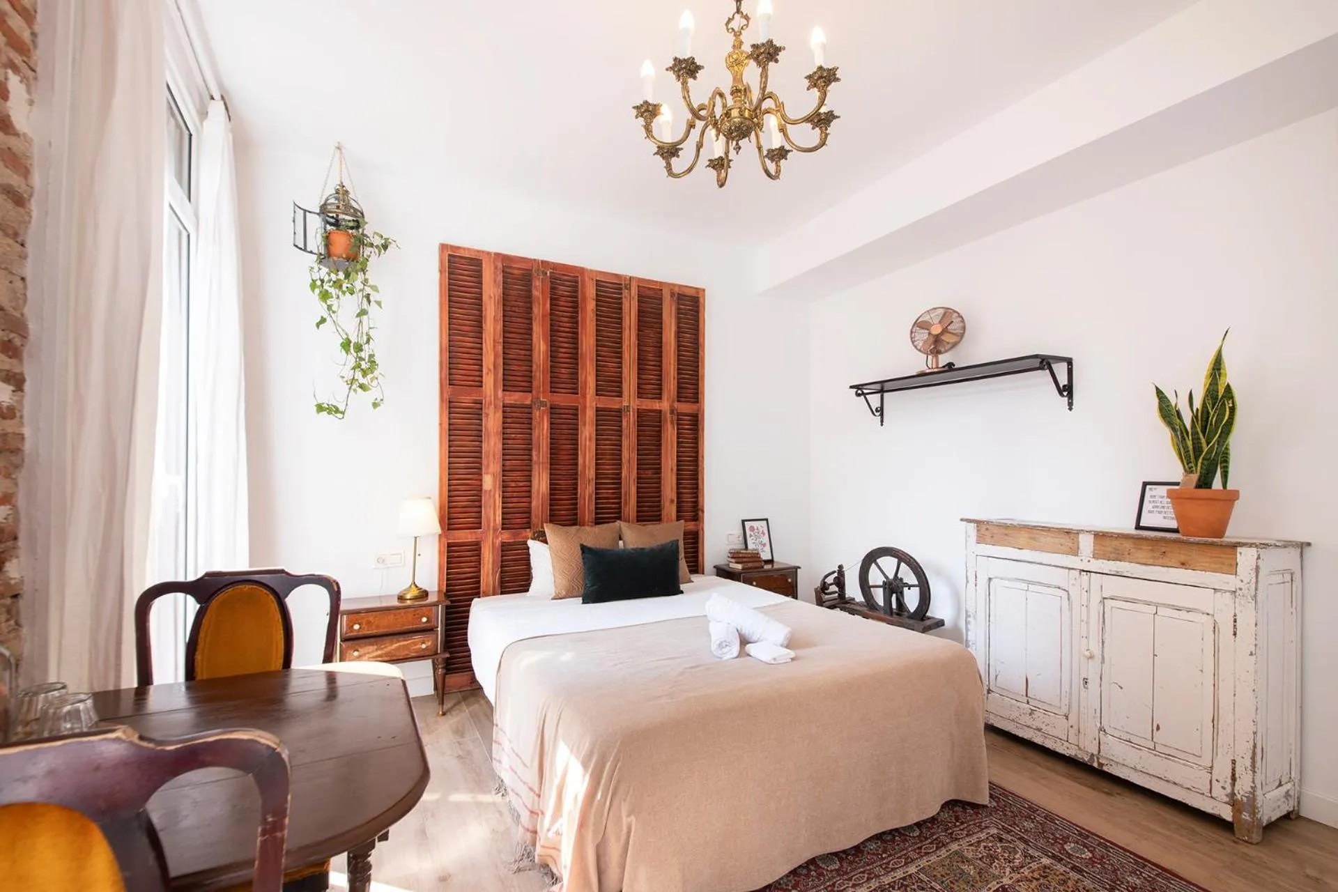 Bed in Off Beat Guesthouse - Self-check-in - Sleep Conscious