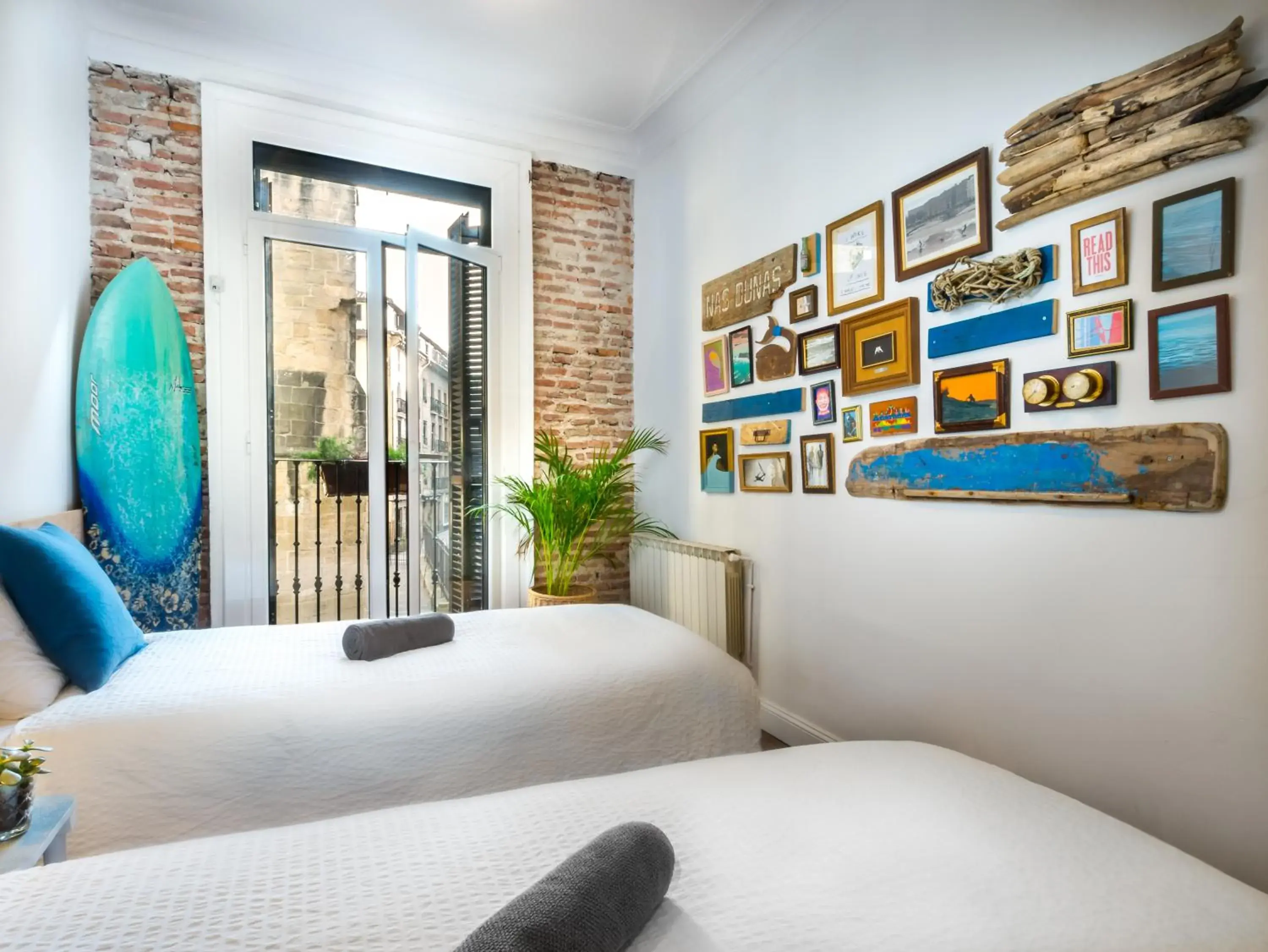 Twin Room with Shared Bathroom in Off Beat Guesthouse - Self-check-in - Sleep Conscious Twin Room with Shared Bathroom in Off Beat Guesthouse - Self-check-in - Sleep Conscious