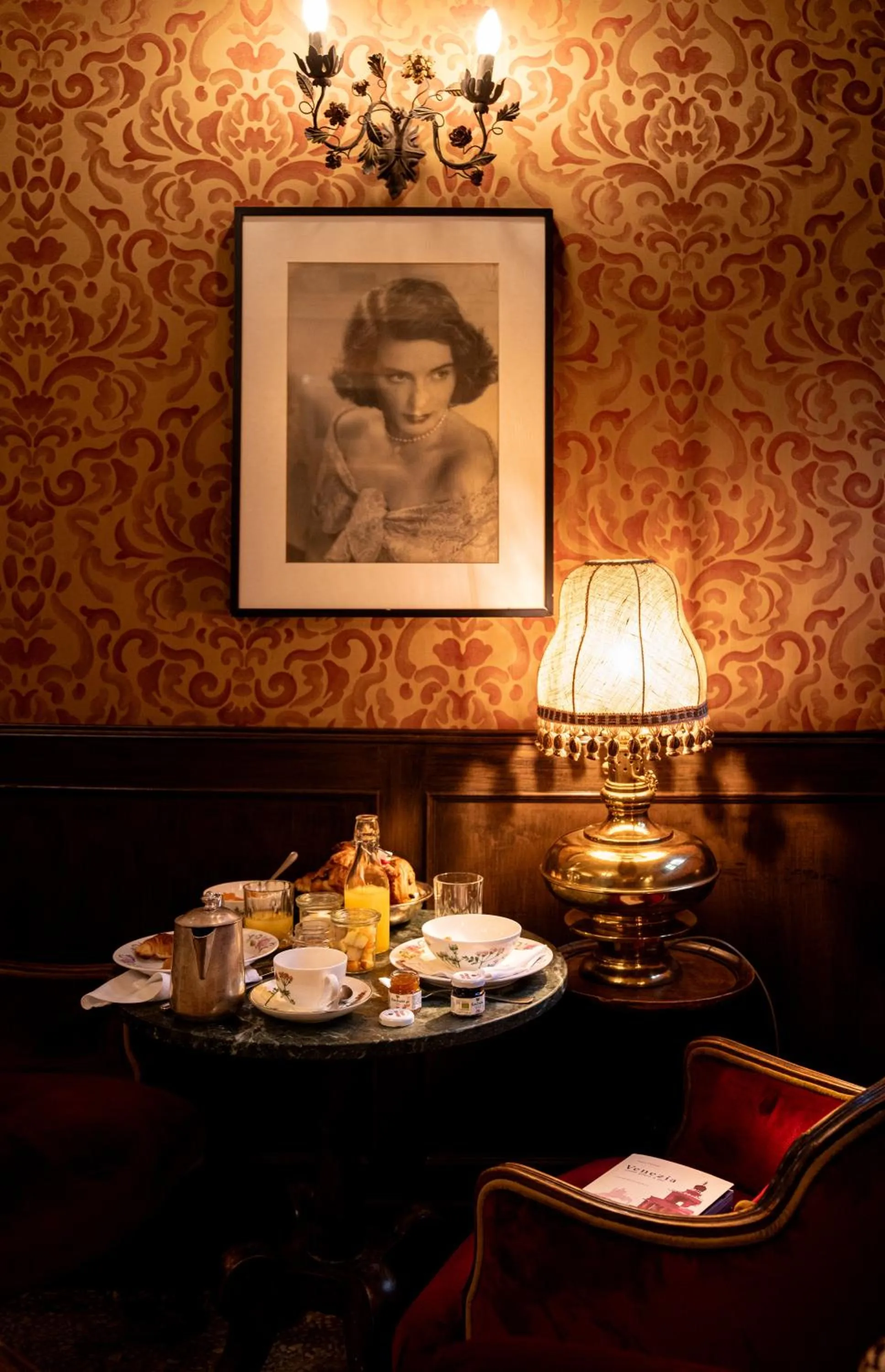 Breakfast in Hotel Flora - By Romanelli Family