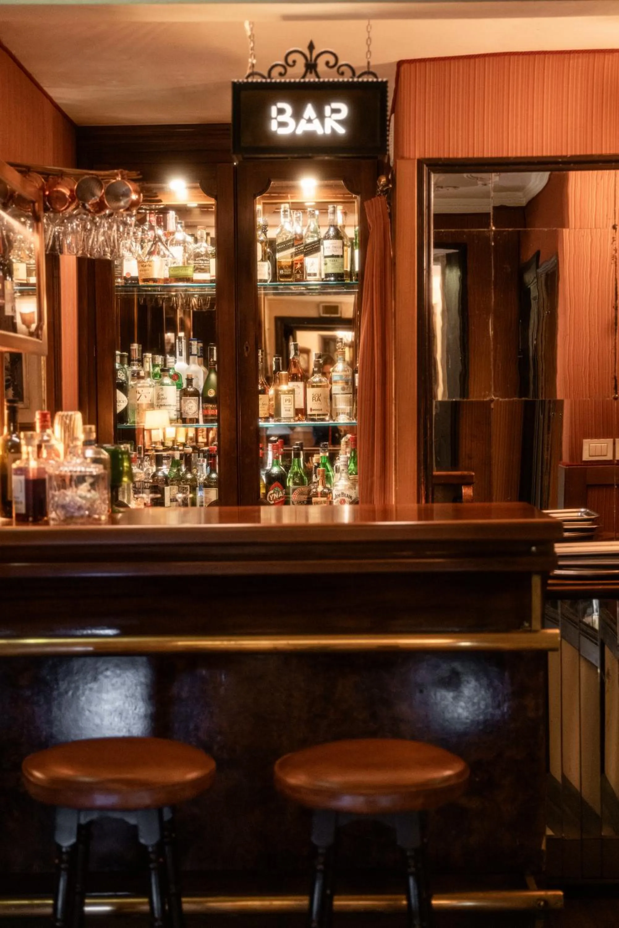 Lounge or bar in Hotel Flora - By Romanelli Family