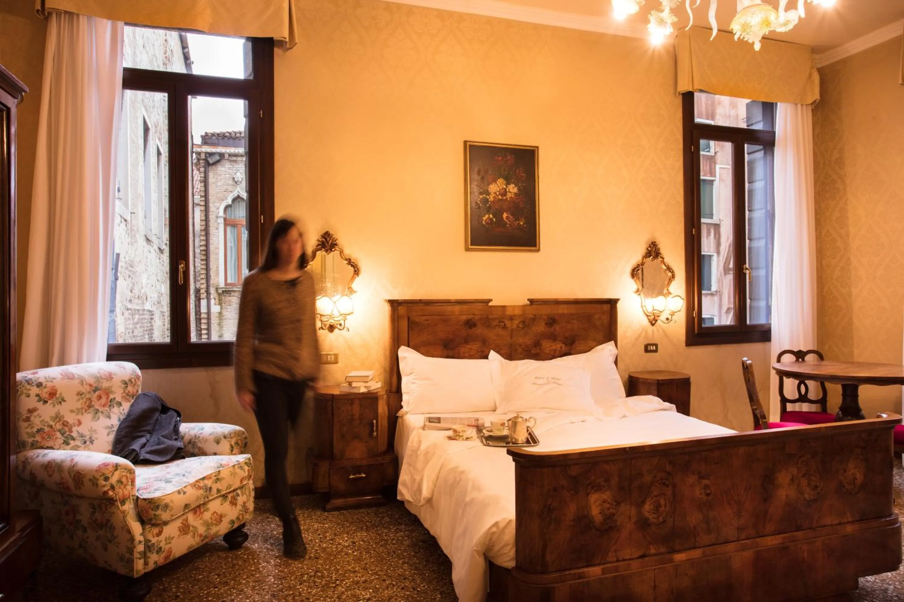 Bed in Hotel Flora - By Romanelli Family