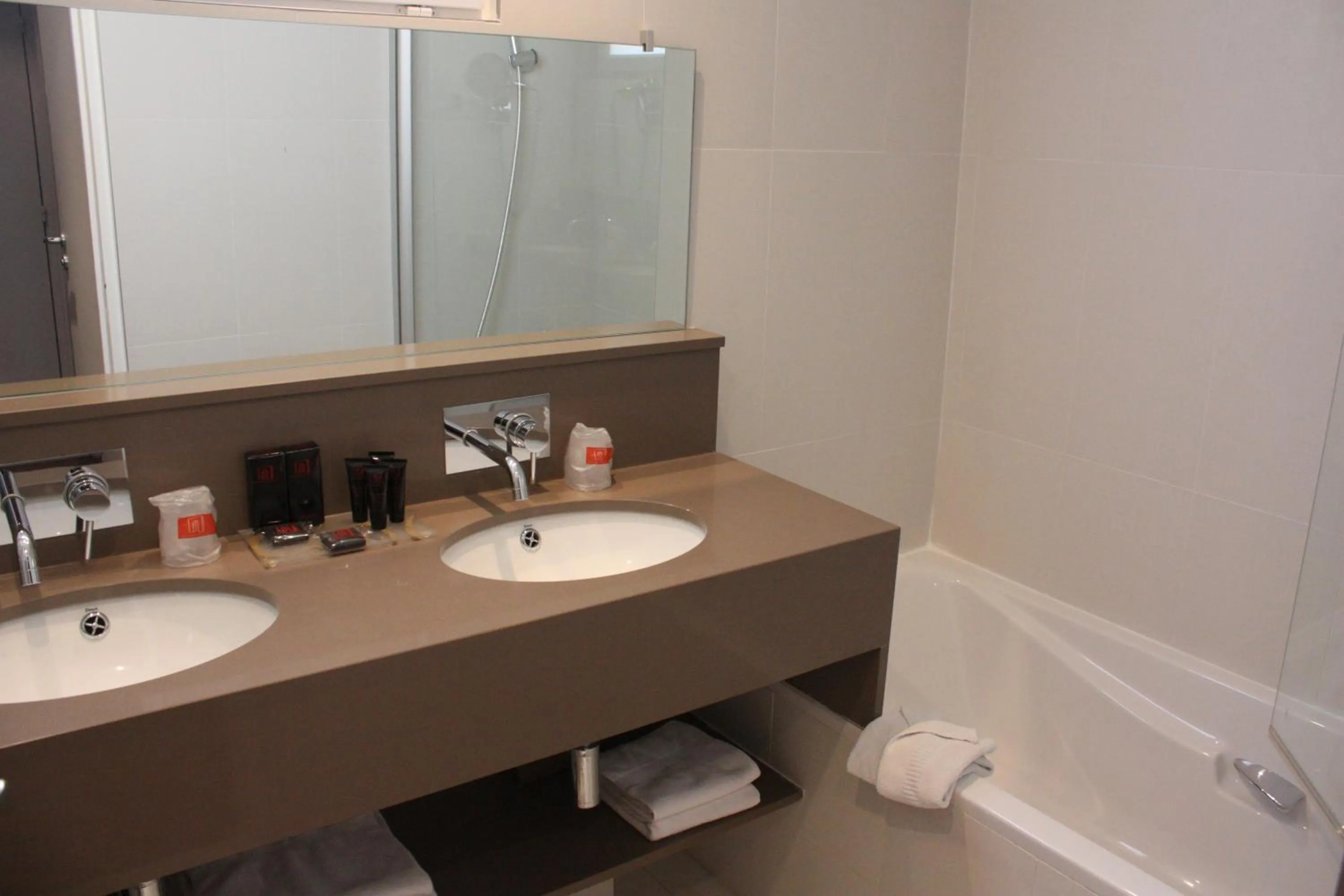 Bathroom in Chambellan Morgane