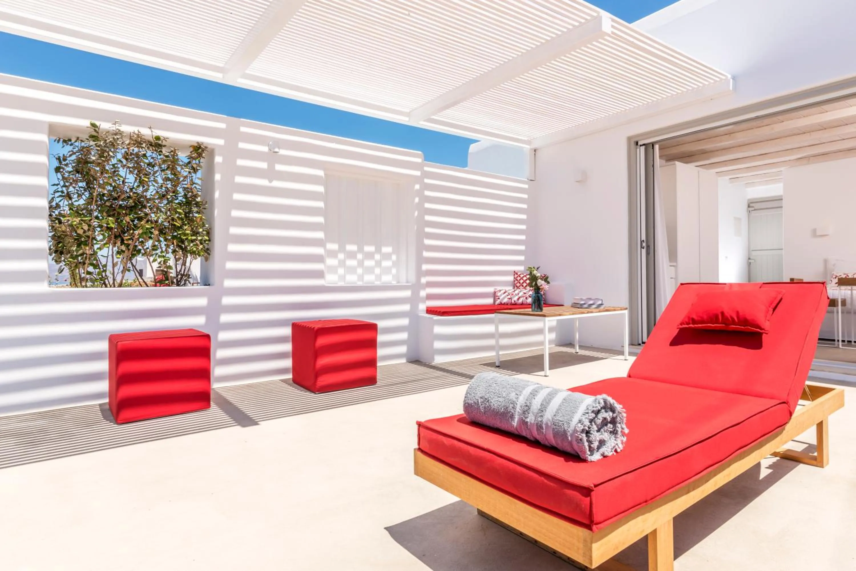 Patio in O Lofos Luxury Boutique Suites