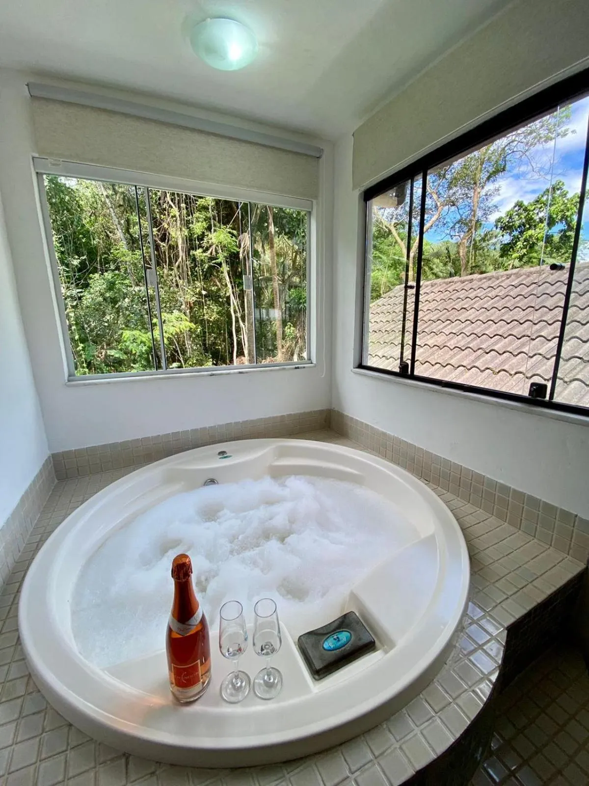 Hot Tub in Pousada Viking Penedo