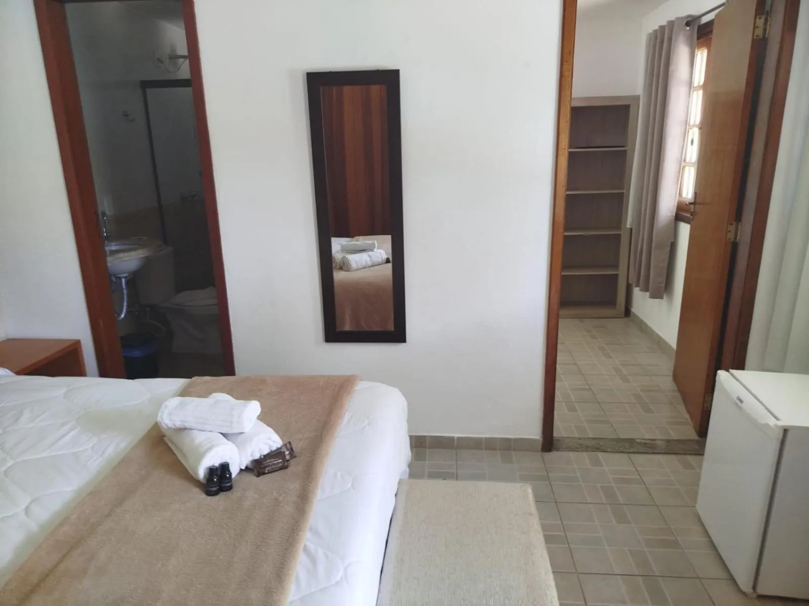 Photo of the whole room, Bed in Pousada Viking Penedo