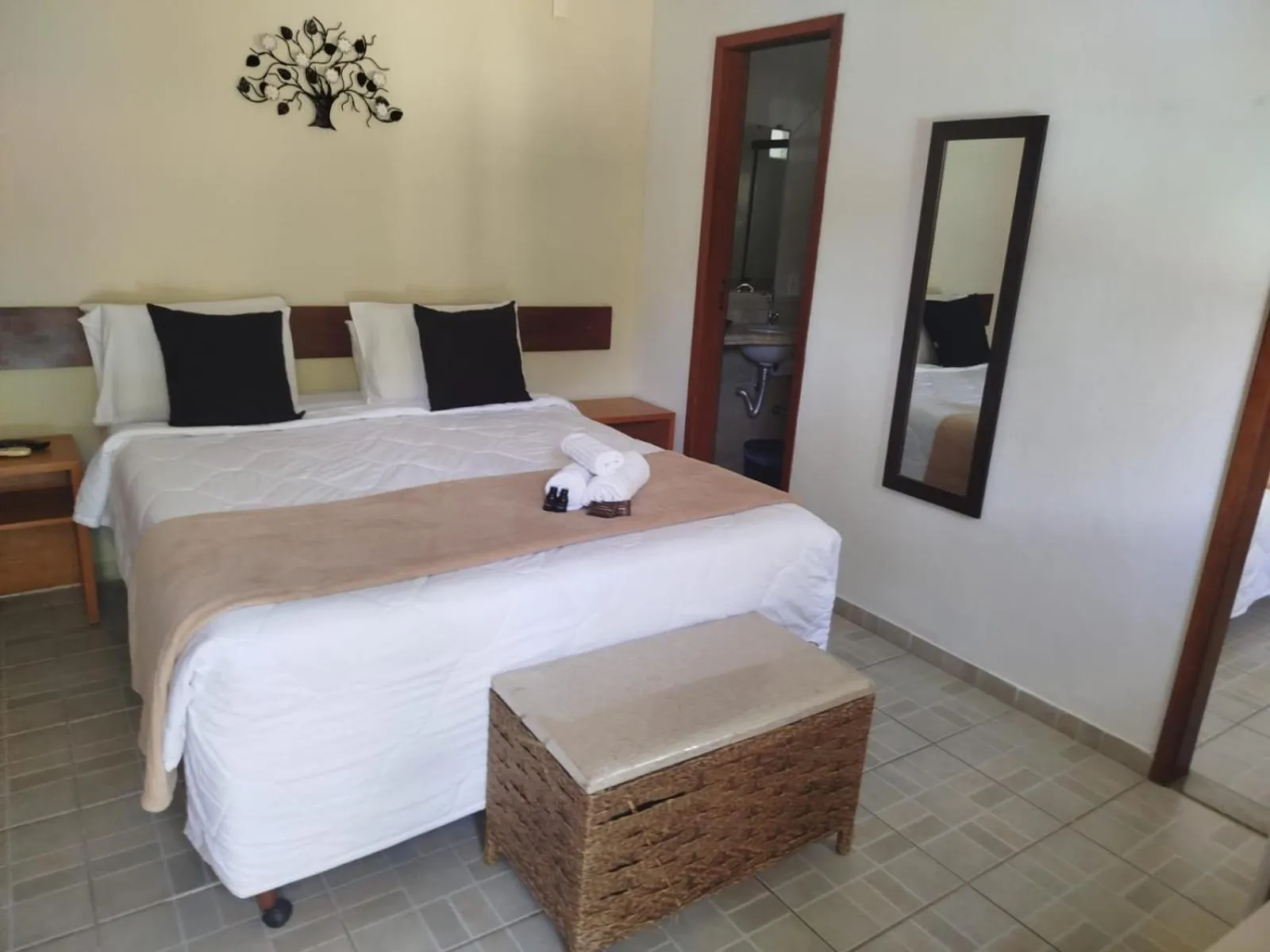 Bed in Pousada Viking Penedo