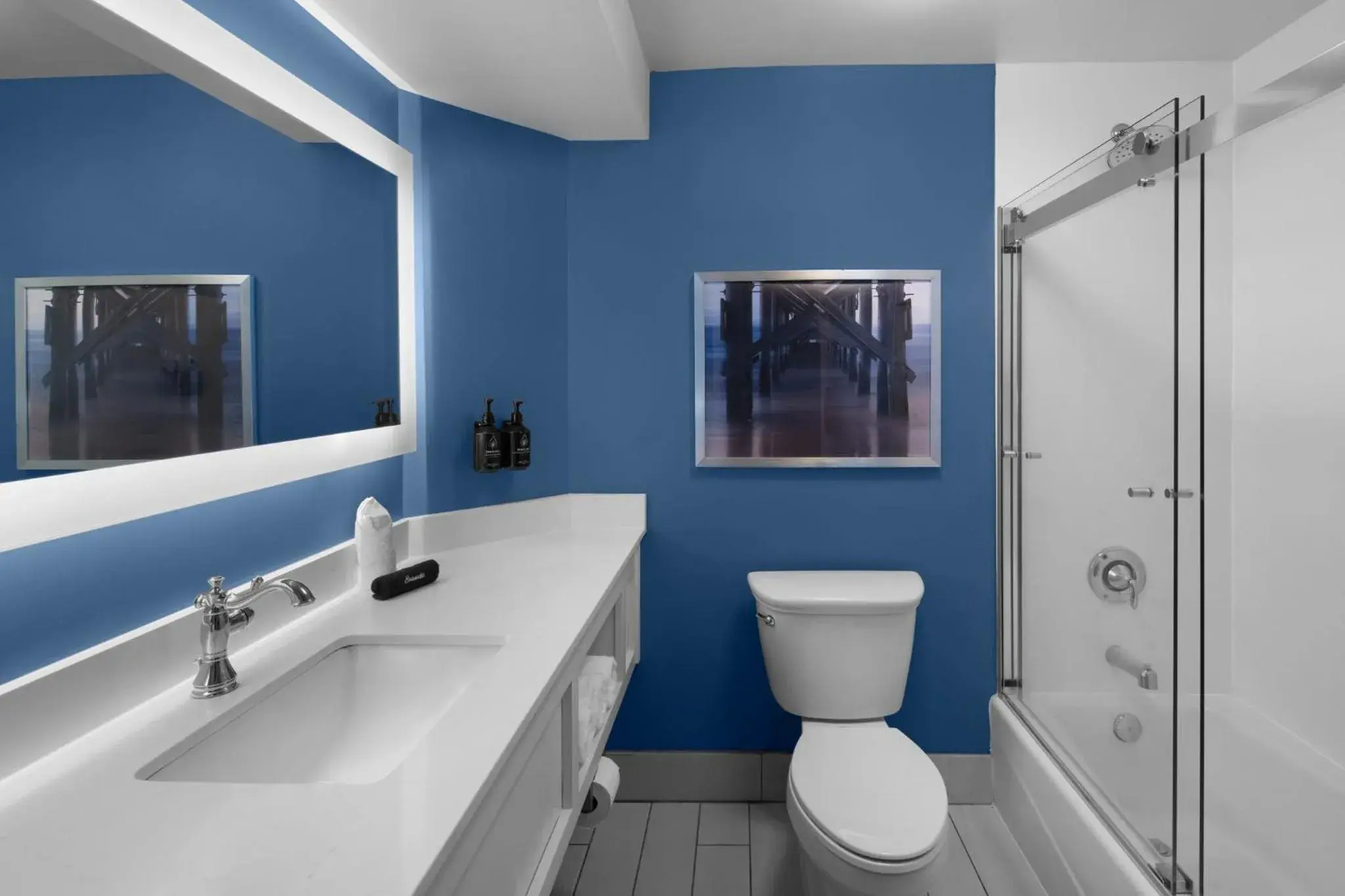 Premium King Room in Hotel Indigo Mount Pleasant by IHG Premium King Room in Hotel Indigo Mount Pleasant by IHG