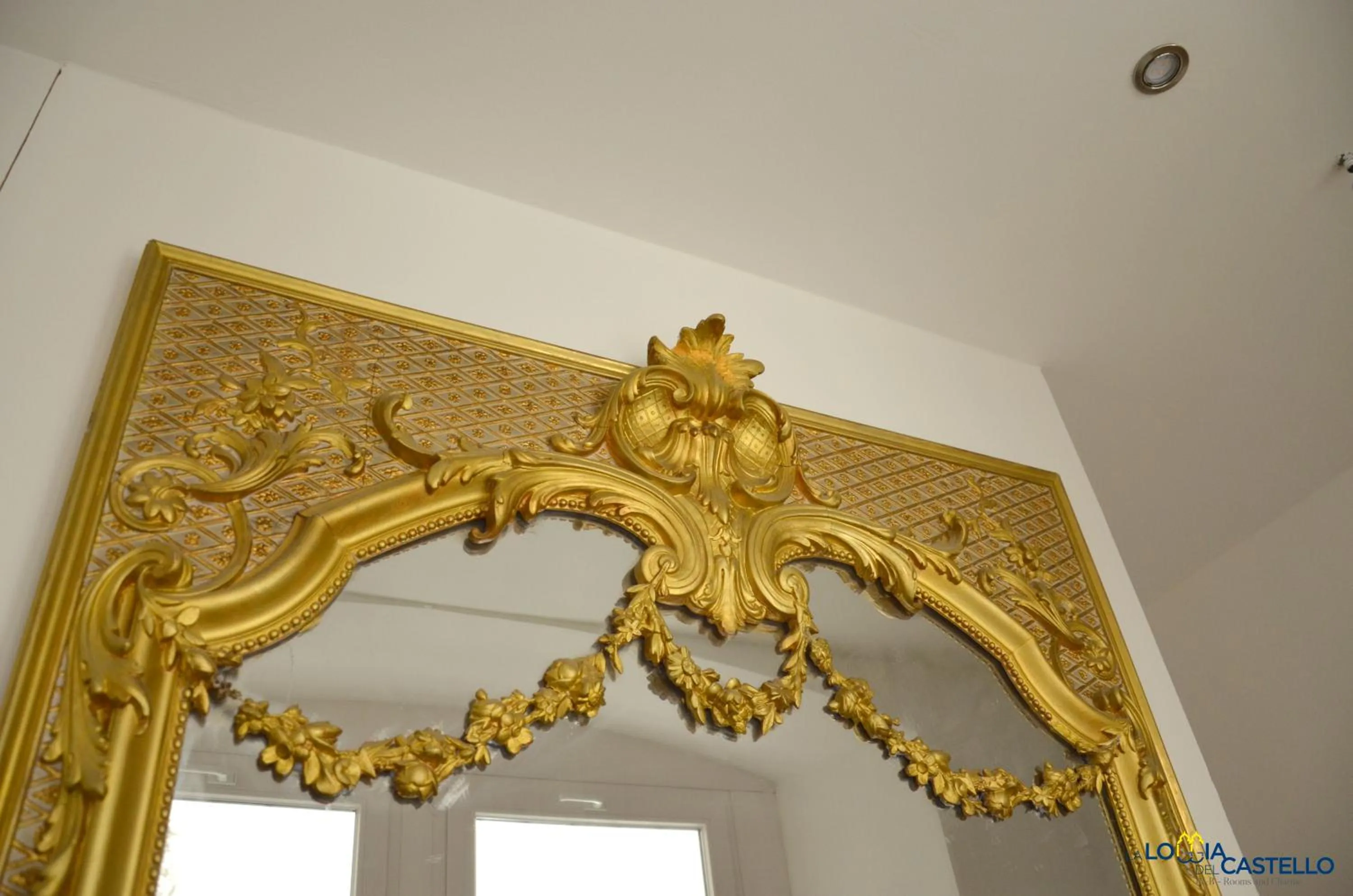 Decorative detail in B&B La Loggia Del Castello