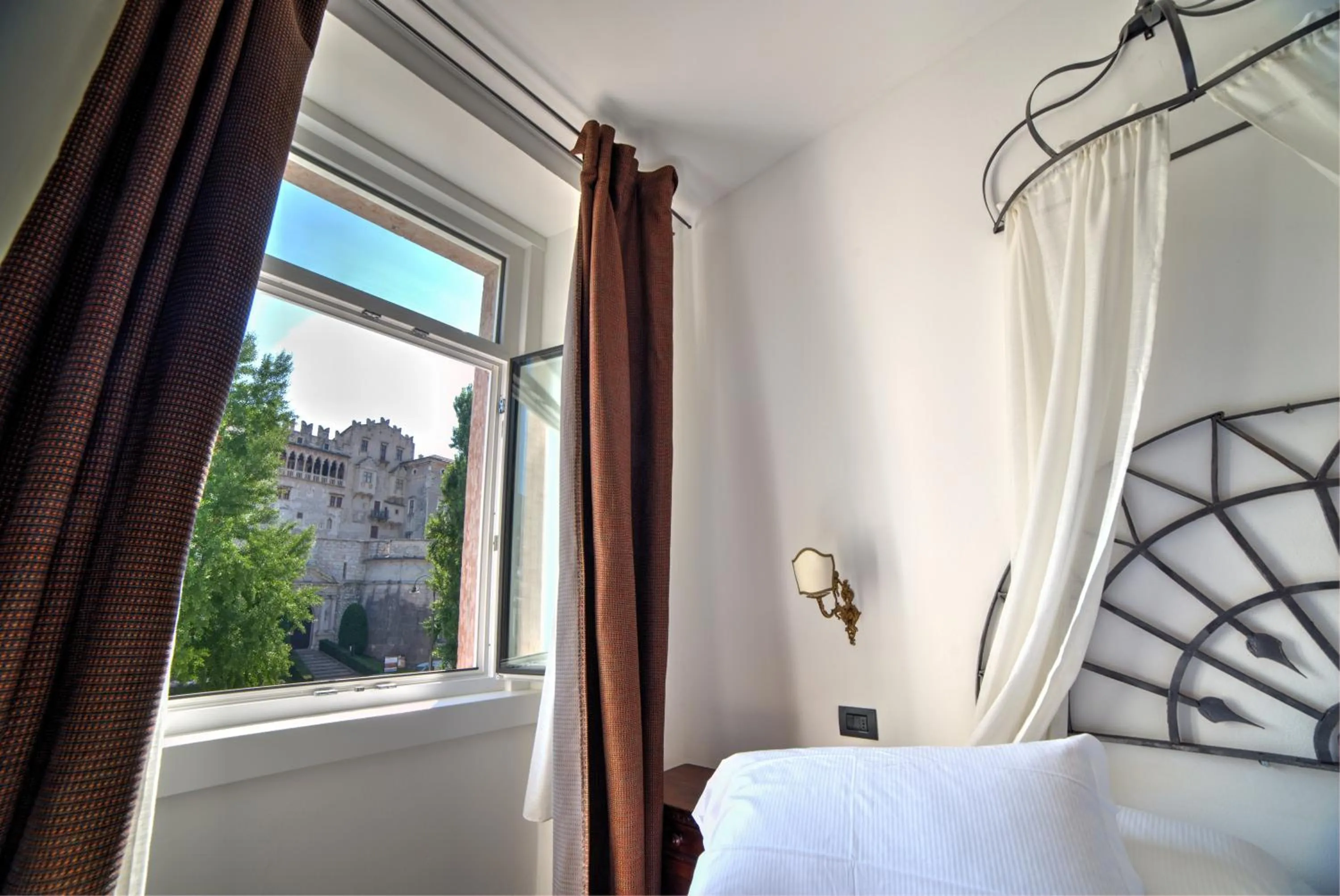 Bed in B&B La Loggia Del Castello