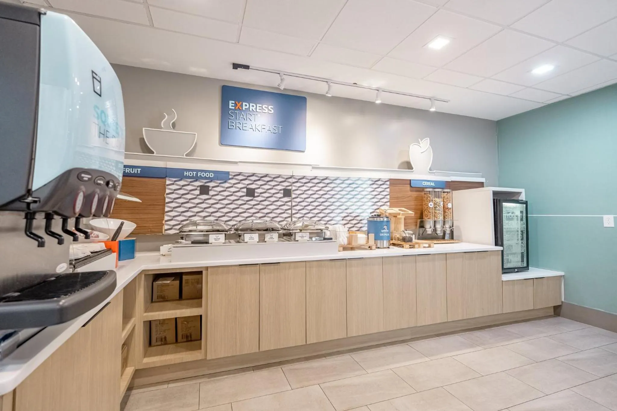 Breakfast in Holiday Inn Express Hotel & Suites Cocoa Beach by IHG