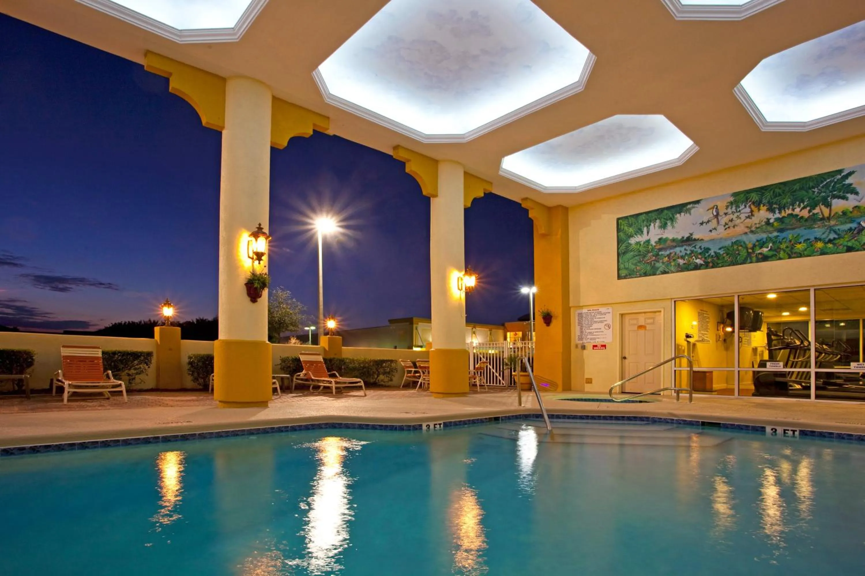 Swimming pool in Holiday Inn Express Hotel & Suites Cocoa Beach by IHG