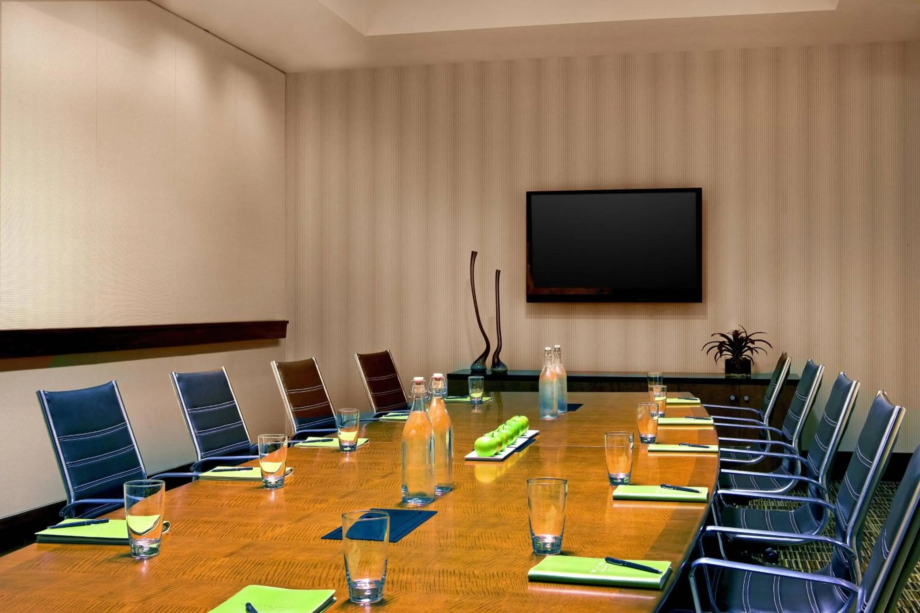 Meeting/conference room in The Westin Washington Dulles Airport