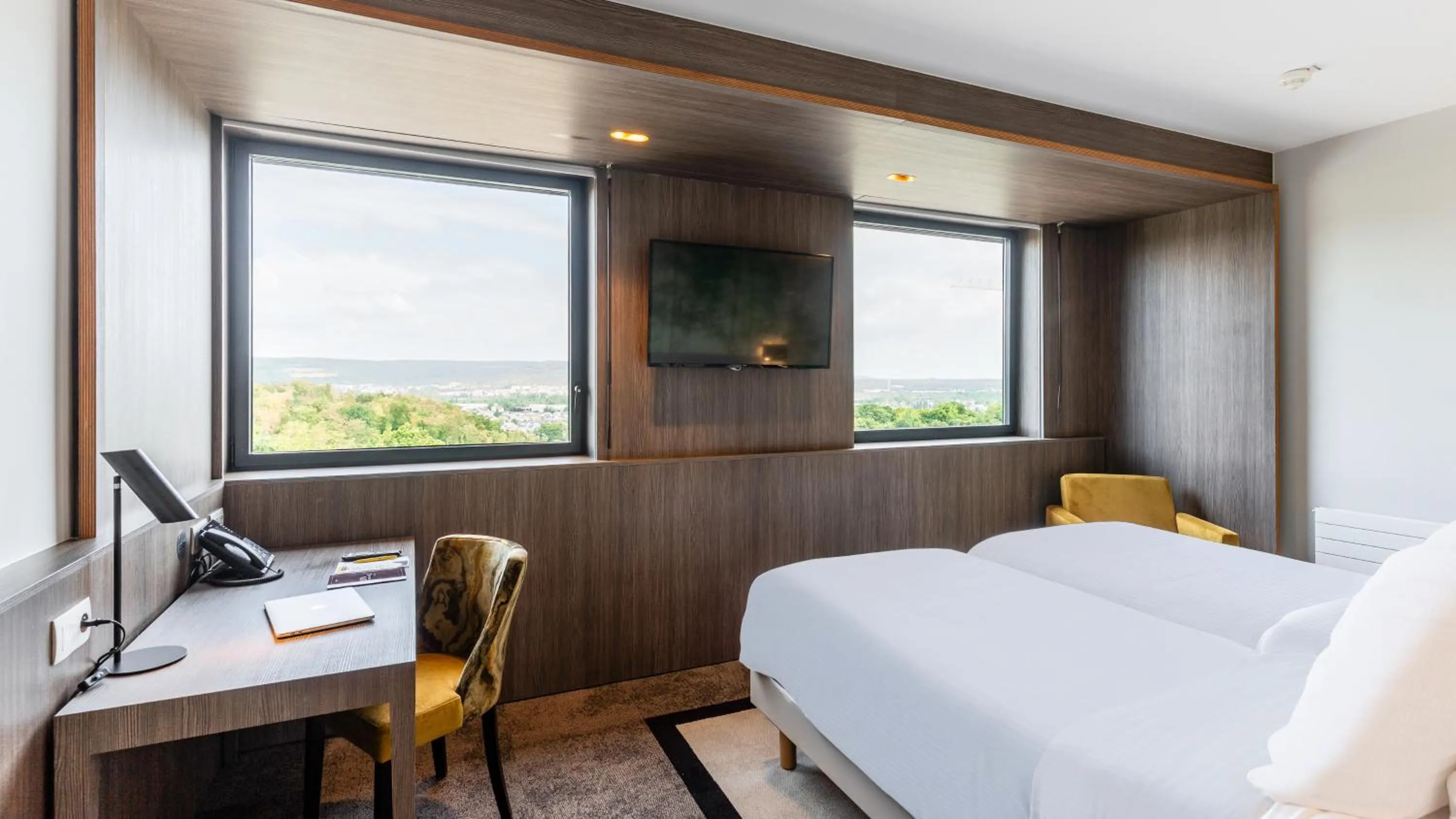 Bed in Golden Tulip Amnéville - Hôtel Spa & Casino