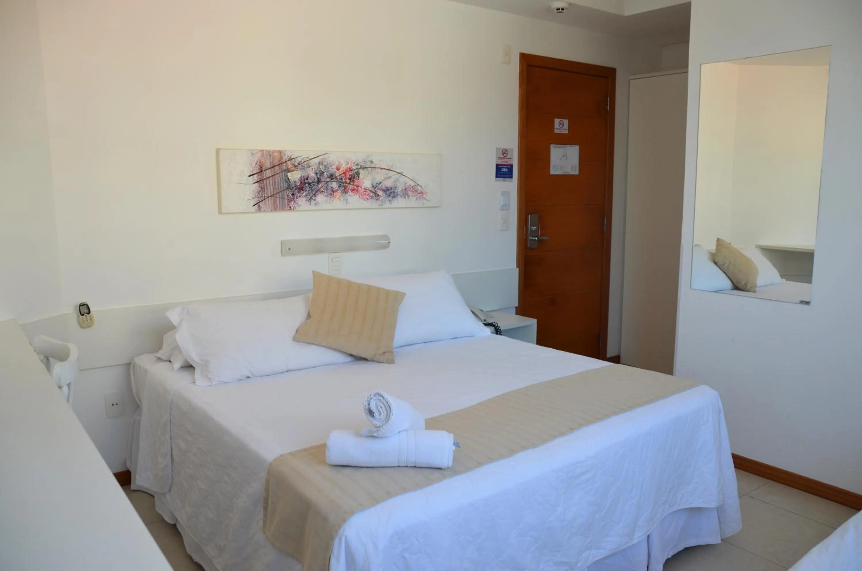 Photo of the whole room, Bed in Luísa Studio Hotel