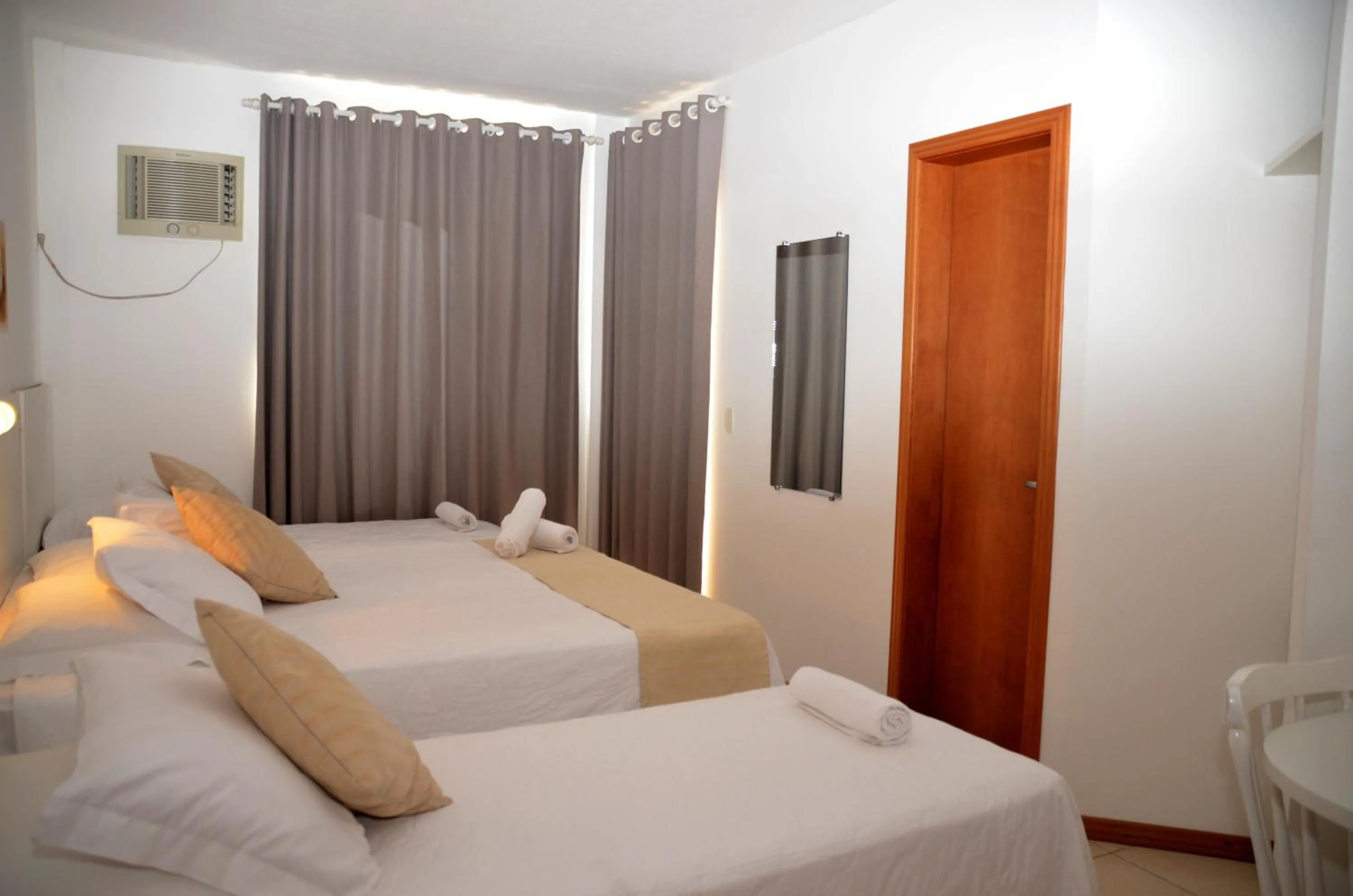 Photo of the whole room, Bed in Luísa Studio Hotel