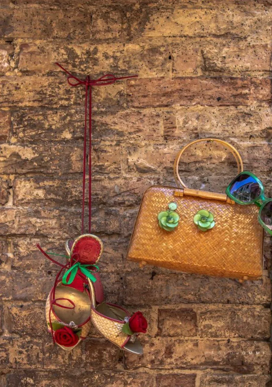 Decorative detail in Casa Isabella B&B