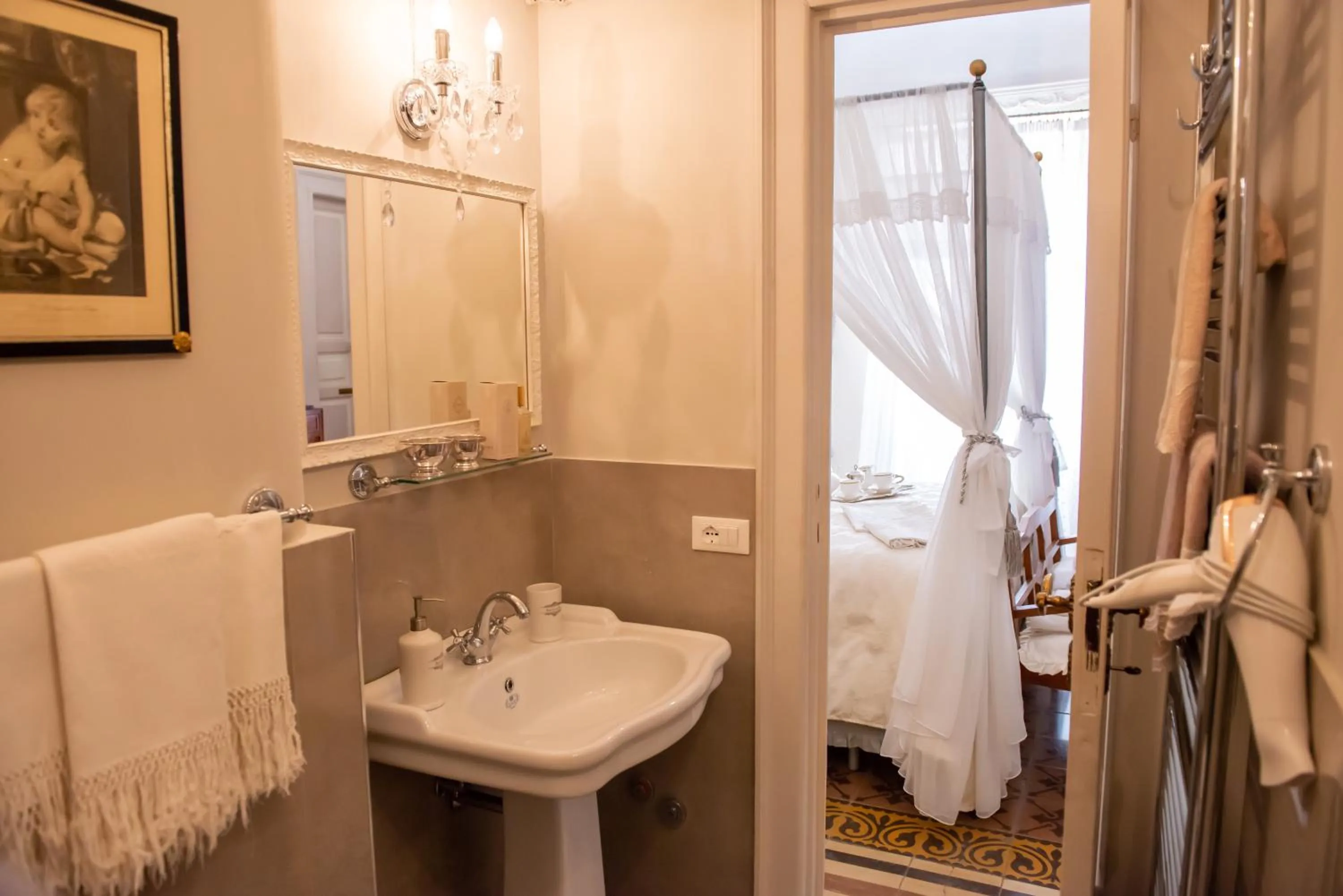 Bathroom in Casa Isabella B&B