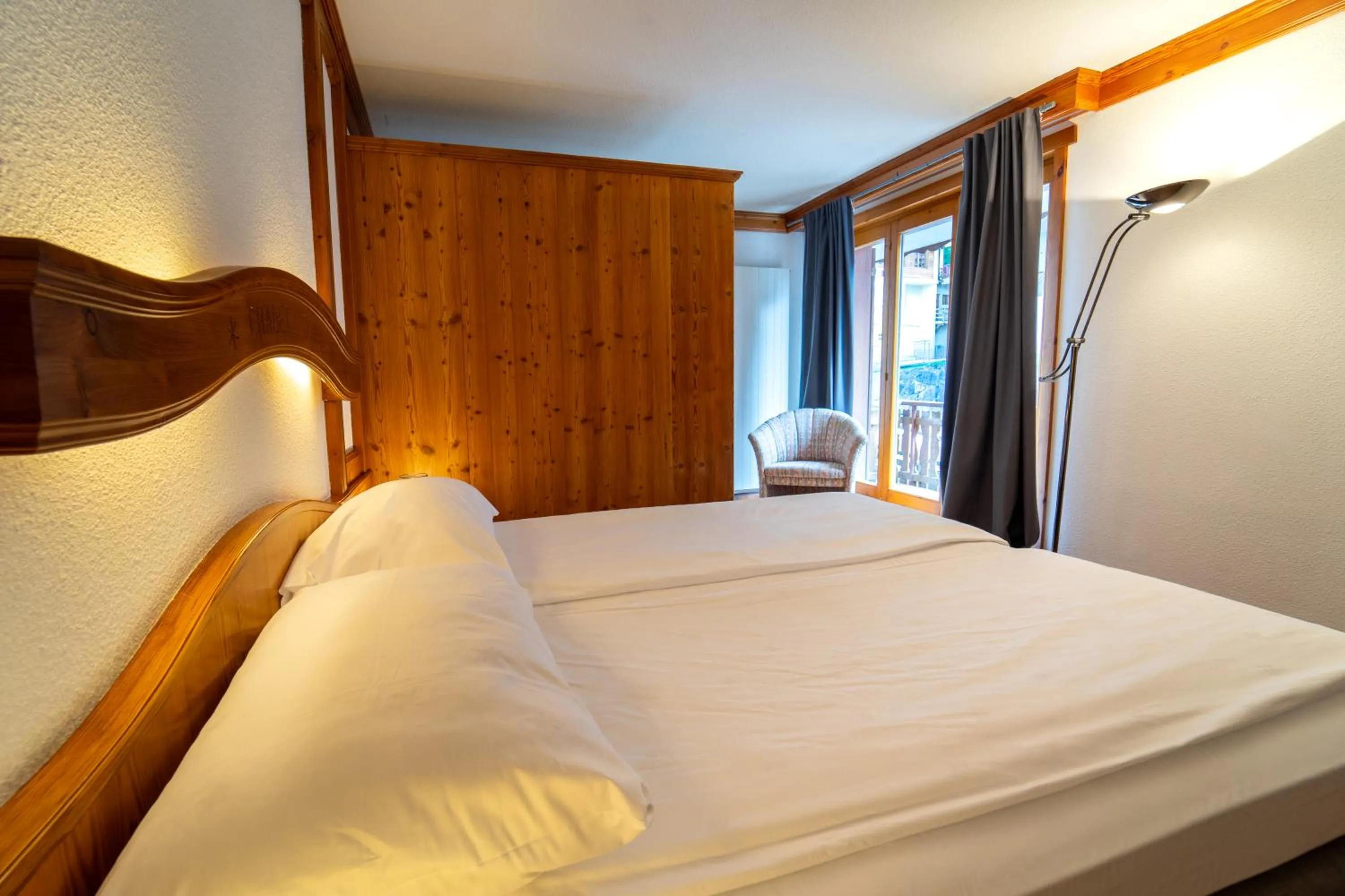 Bed in Hôtel Chalet Royal