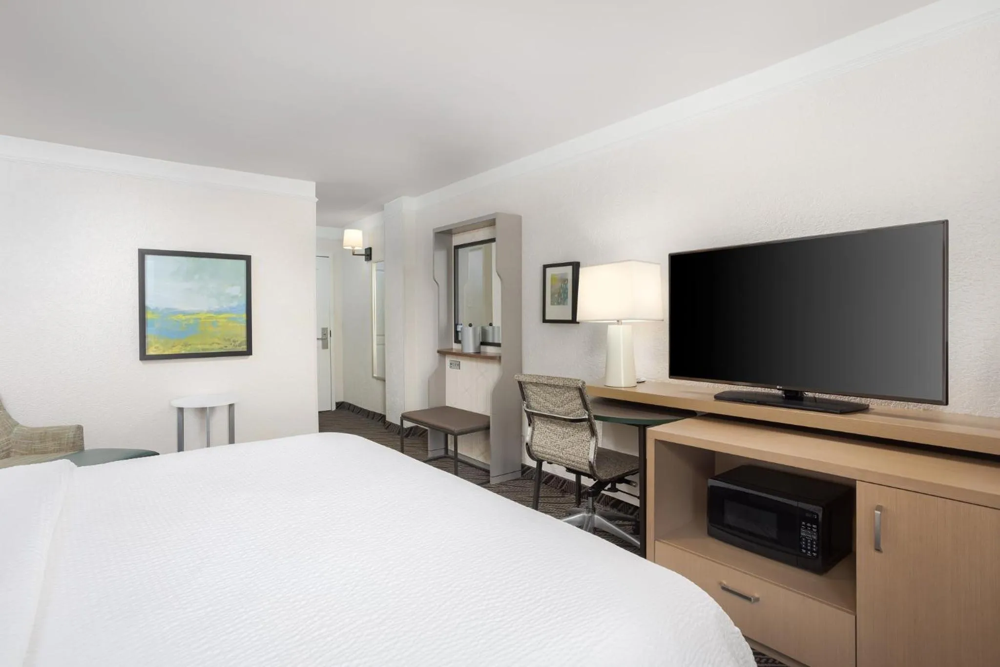 Photo of the whole room, Bed in Holiday Inn Resort Oceanfront at Surfside Beach by IHG