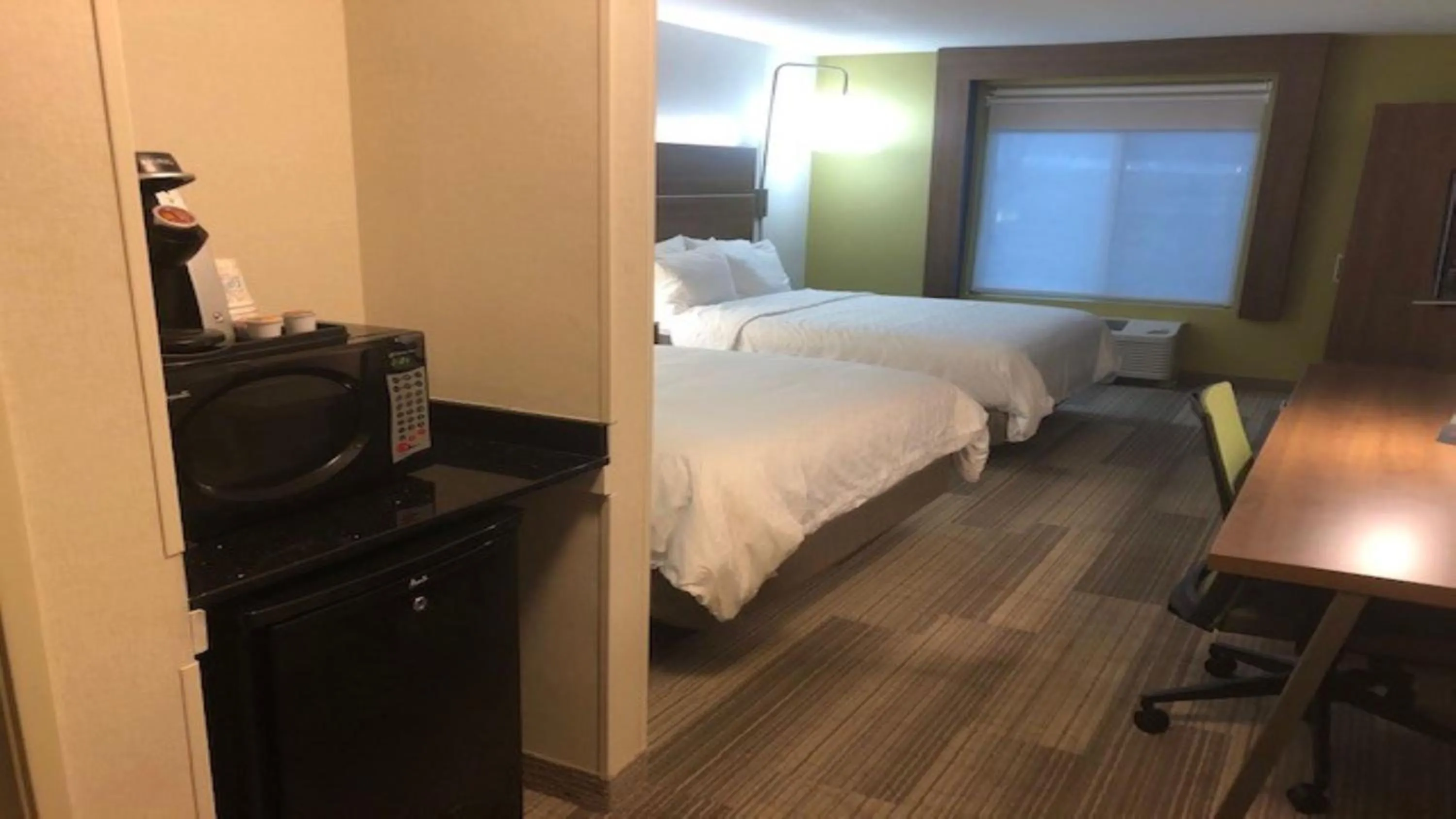 Photo of the whole room, Bed in Holiday Inn Express Hotel & Suites Carson City by IHG