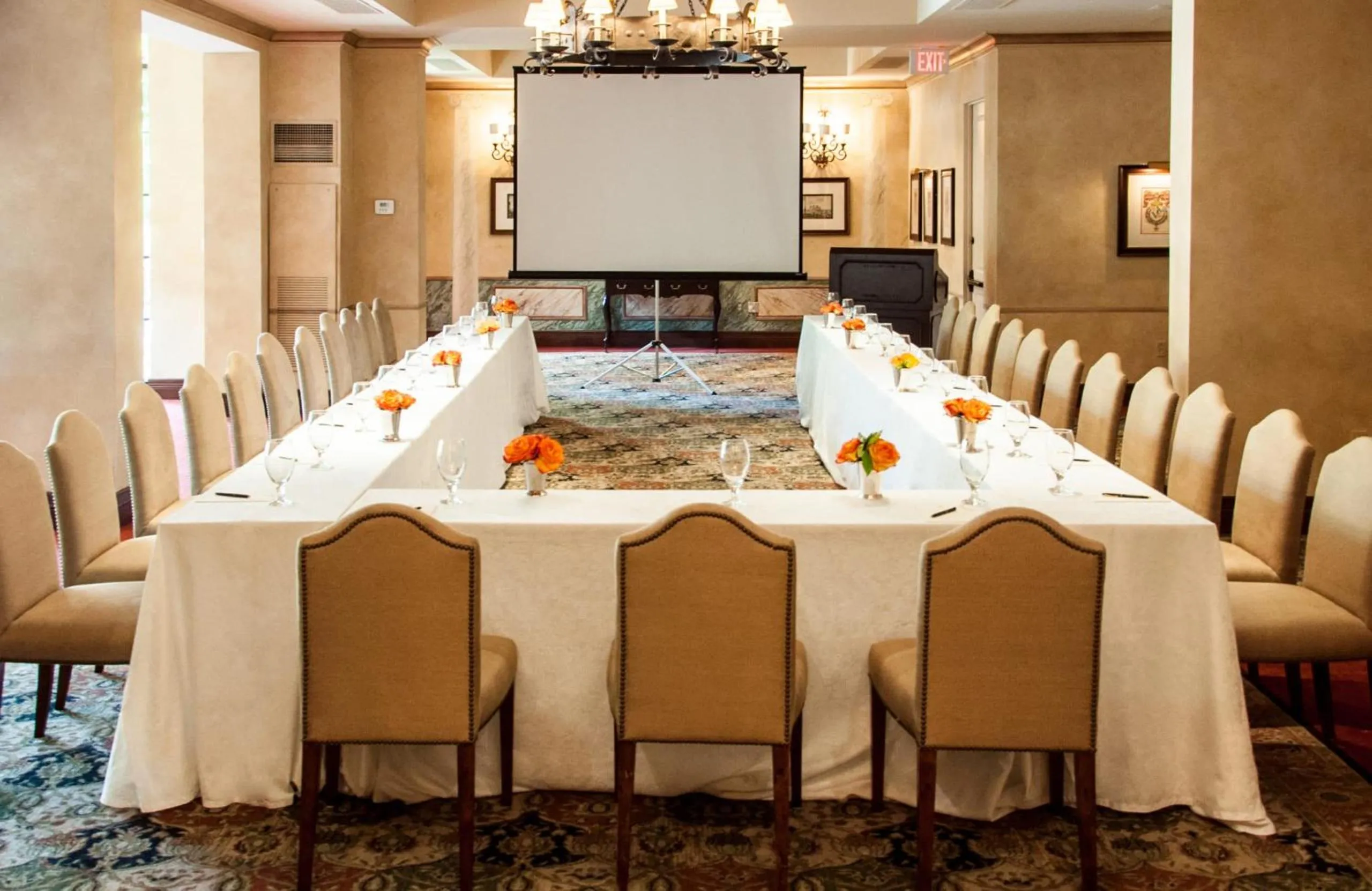 Meeting/conference room in Hotel Granduca Houston