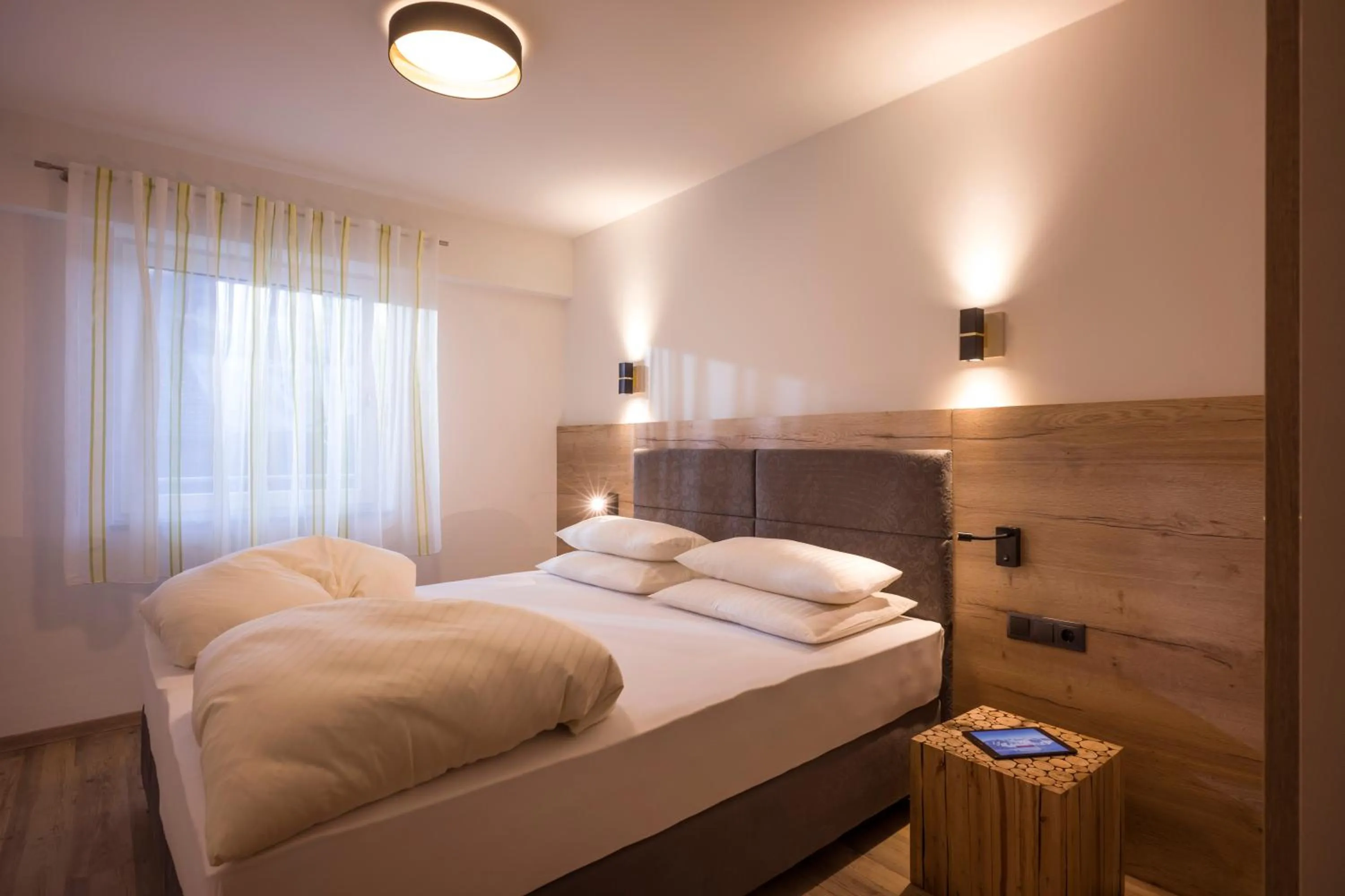 Bedroom, Bed in Aparthotel AlpTirol