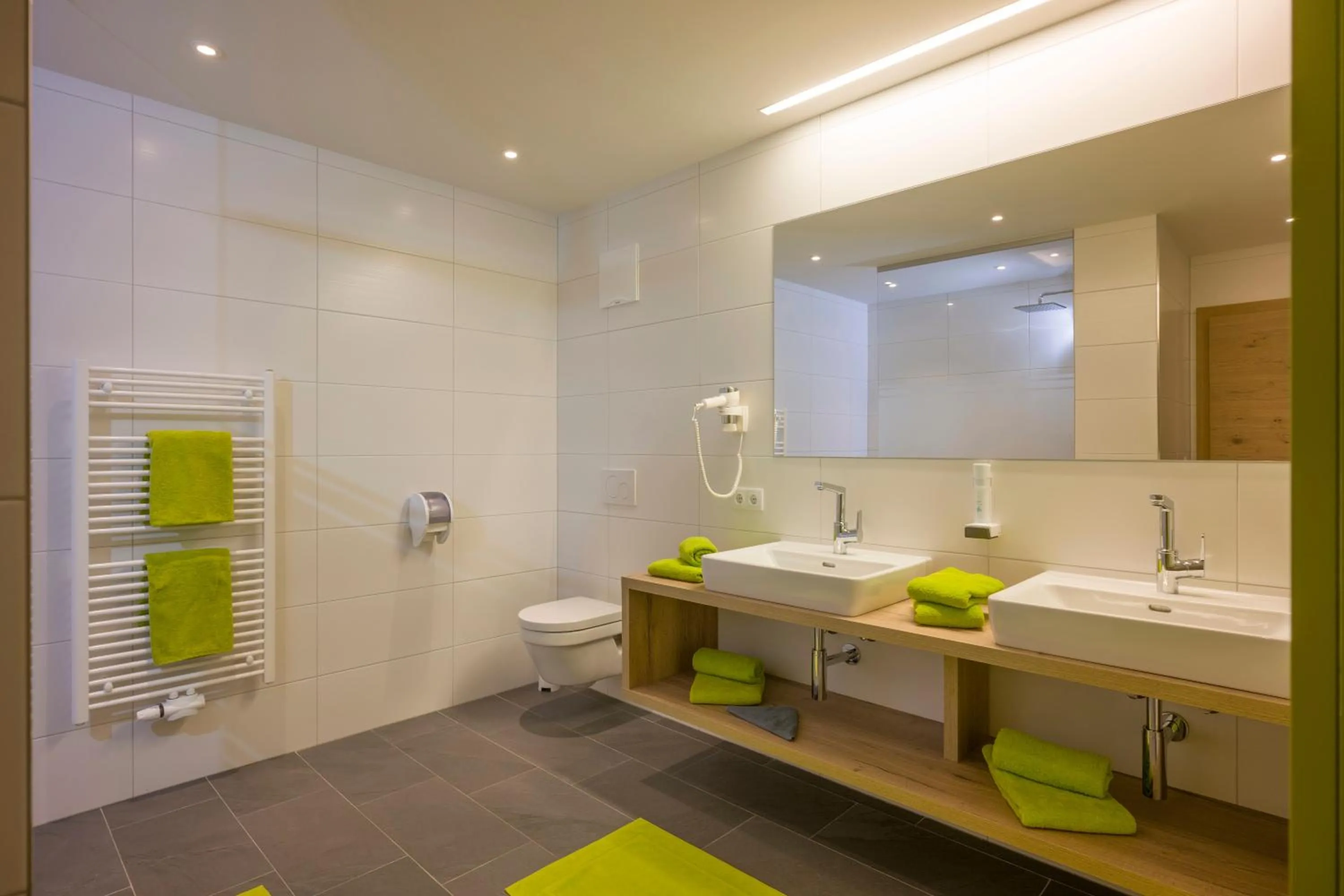 Bathroom in Aparthotel AlpTirol