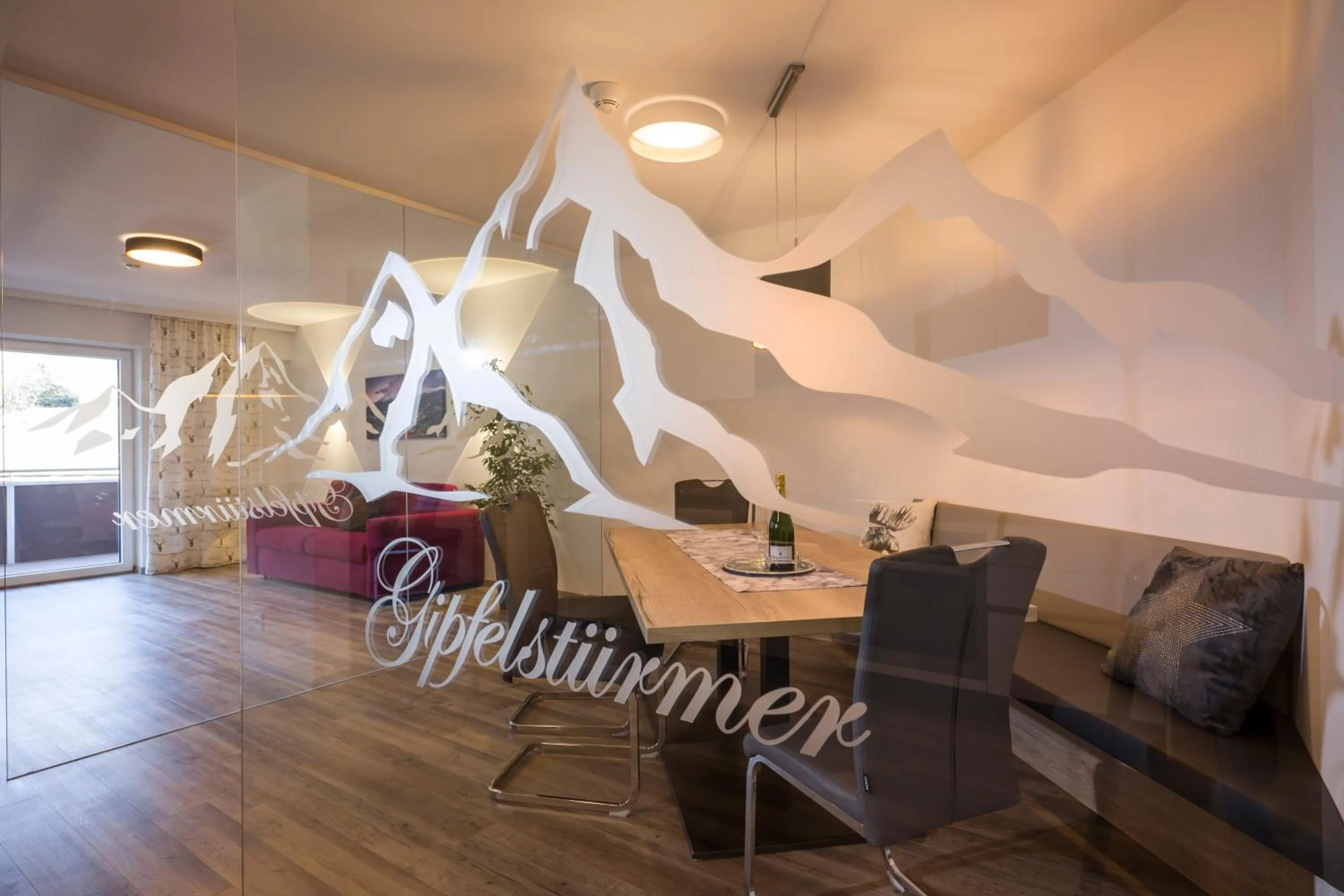 Dining area in Aparthotel AlpTirol