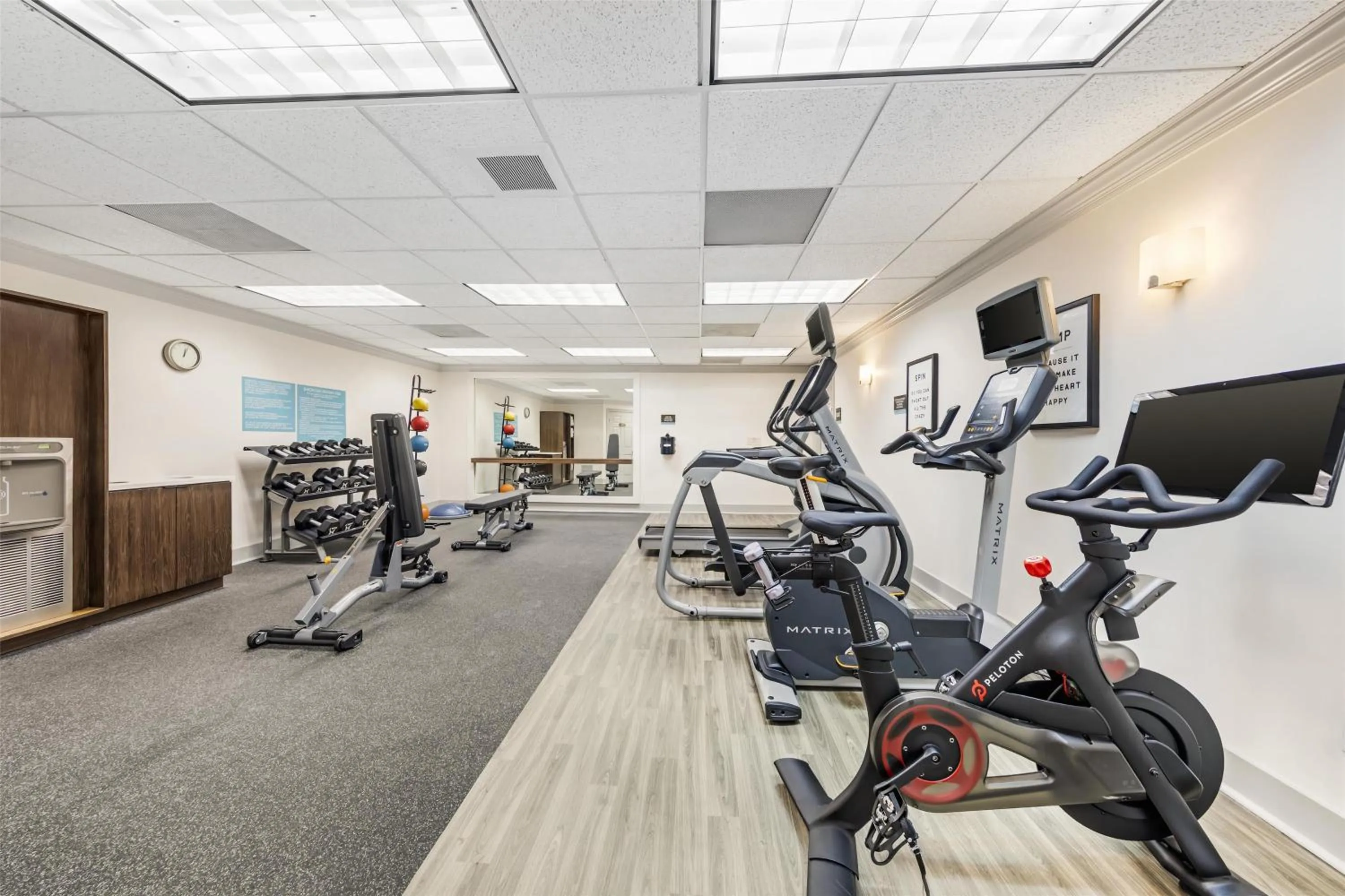 Fitness centre/facilities in Sonesta ES Suites Chatsworth