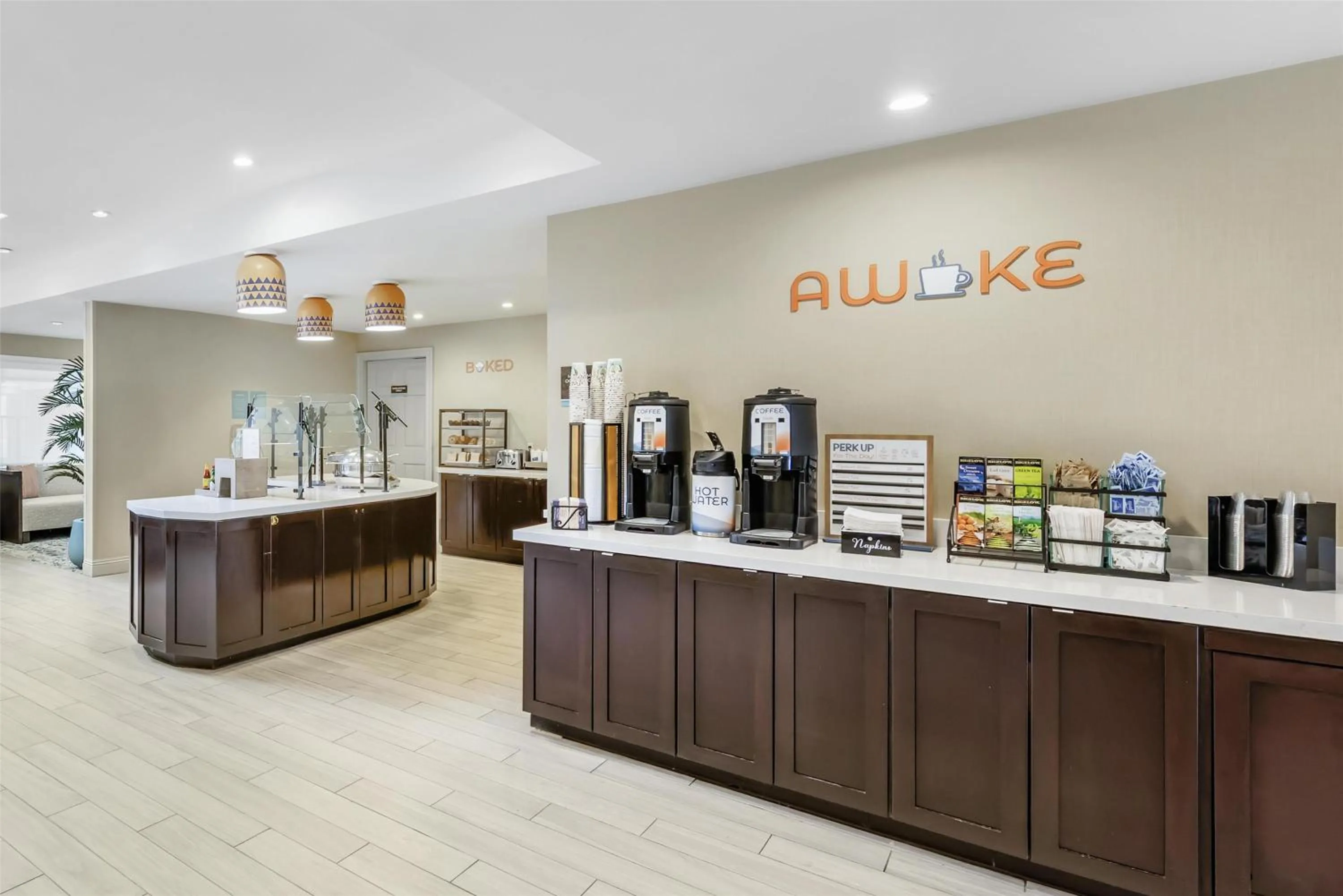 Breakfast in Sonesta ES Suites Chatsworth