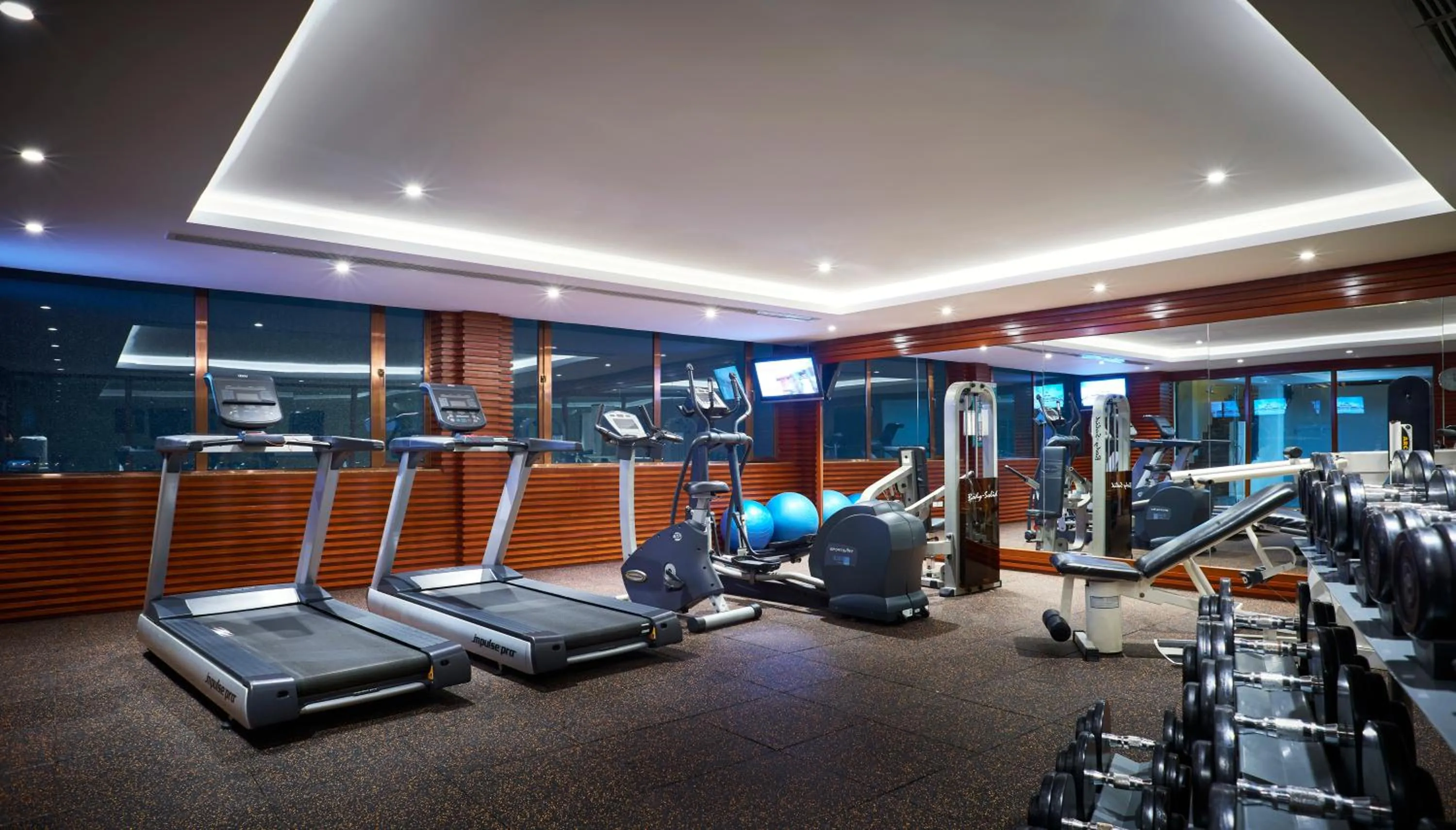 Fitness centre/facilities in Windsor Plaza Hotel